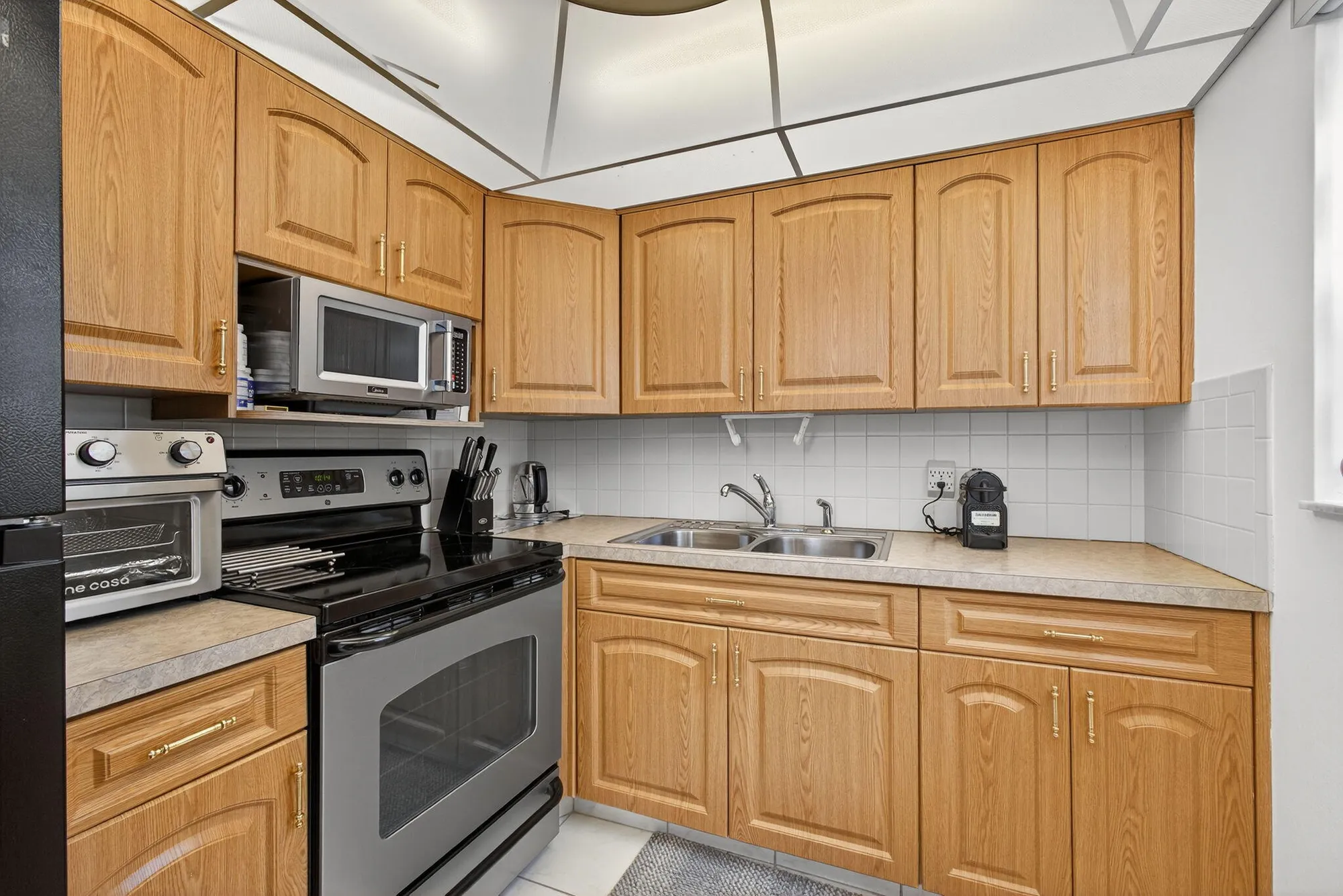 Property Slideshow image 6 of 29 | 144 dorchester g, West Palm Beach, FL, 33417