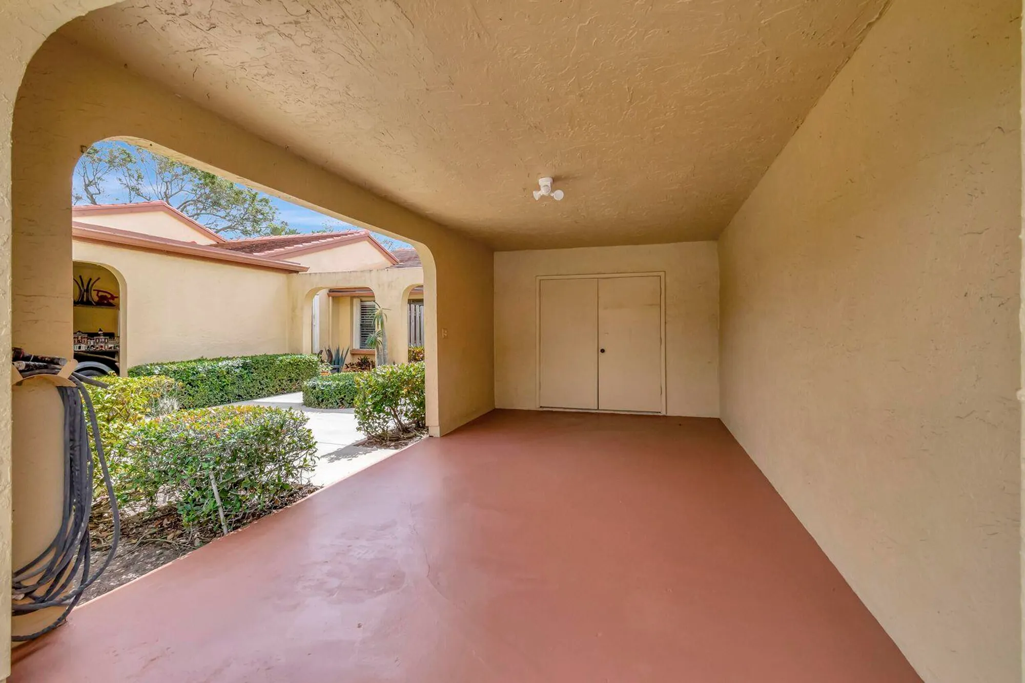 Property Slideshow image 4 of 30 | 5920 forest grove dr apt 3, Boynton Beach, FL, 33437