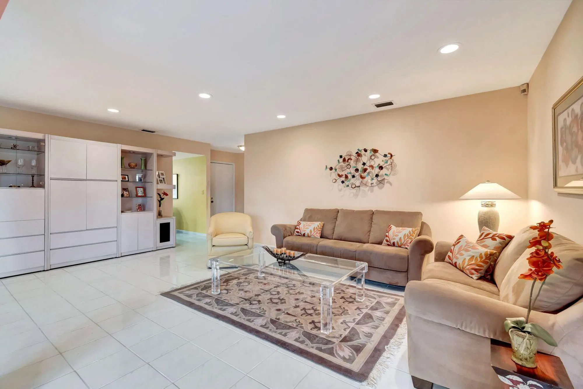Property Slideshow image 13 of 30 | 5920 forest grove dr apt 3, Boynton Beach, FL, 33437