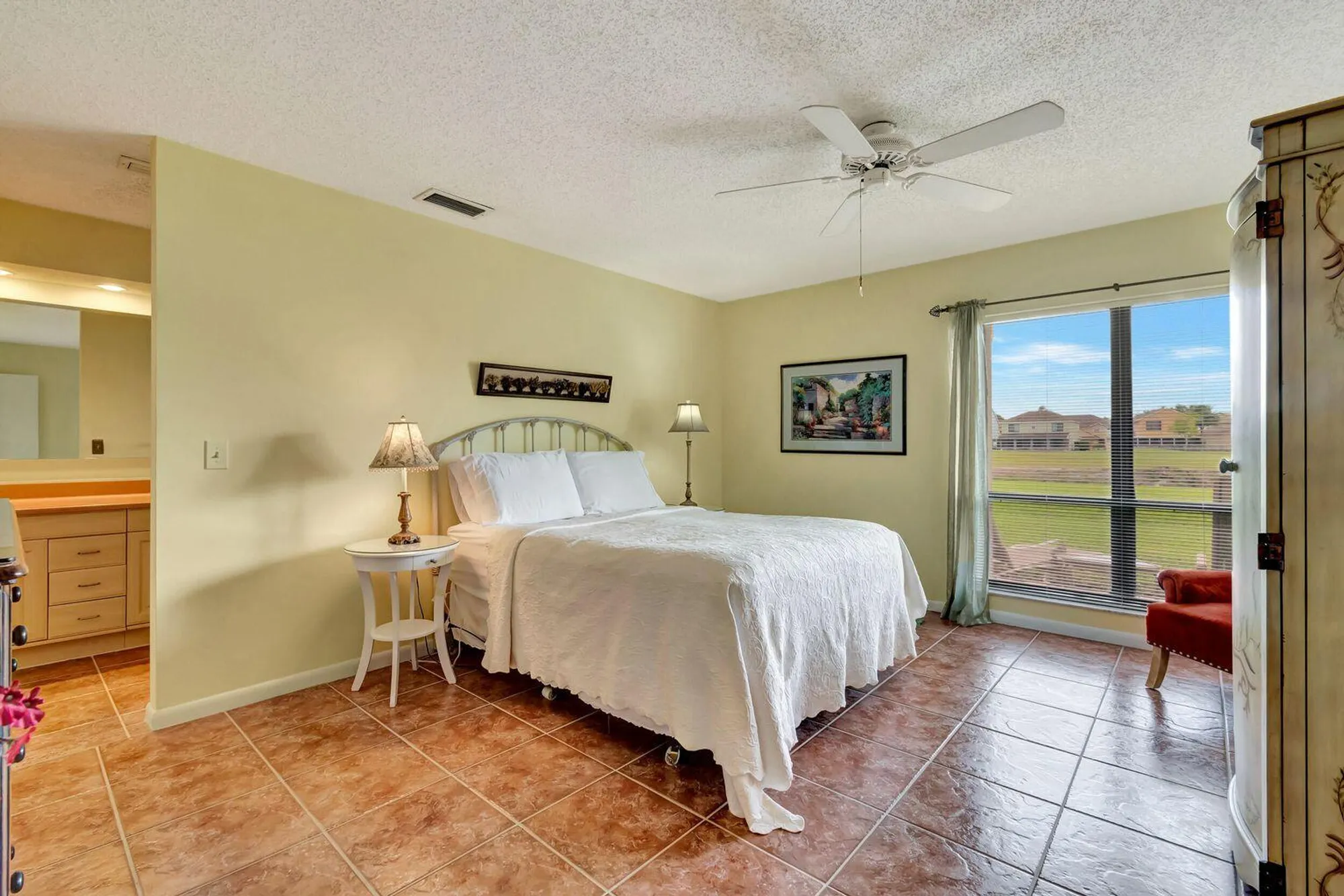 Property Slideshow image 18 of 30 | 5920 forest grove dr apt 3, Boynton Beach, FL, 33437