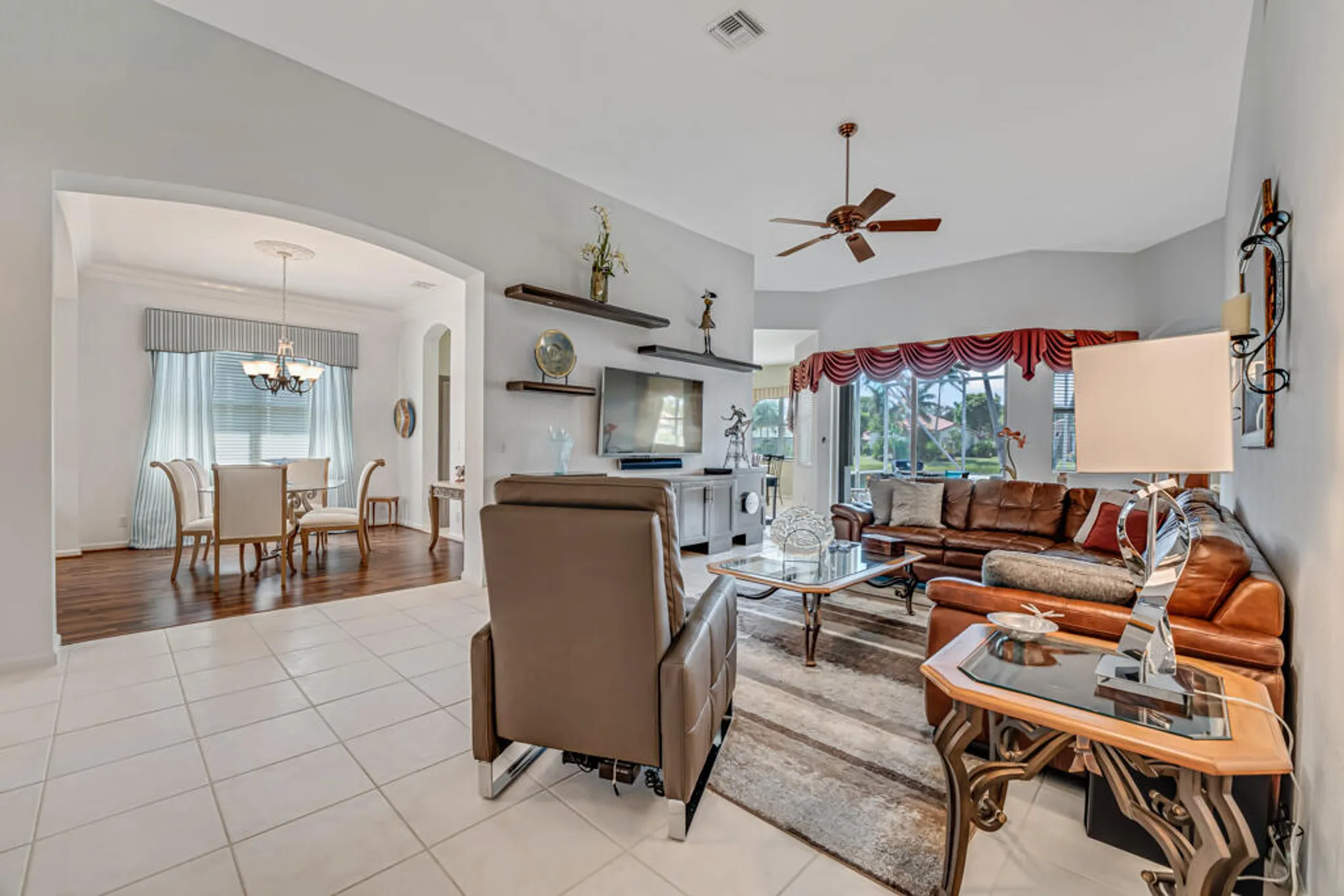 Property Slideshow image 5 of 56 | 8883 via tuscany dr, Boynton Beach, FL, 33472