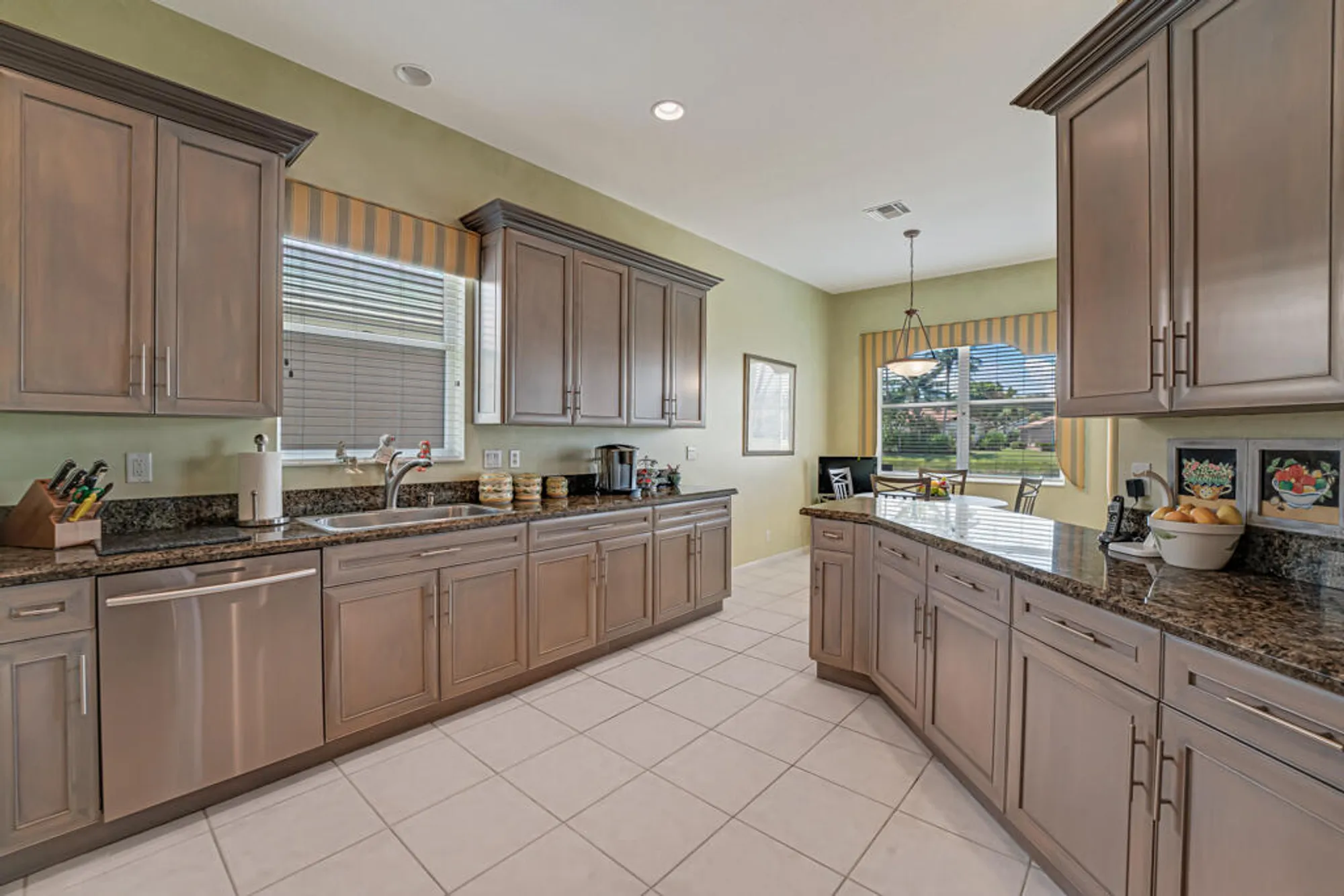 Property Slideshow image 15 of 56 | 8883 via tuscany dr, Boynton Beach, FL, 33472