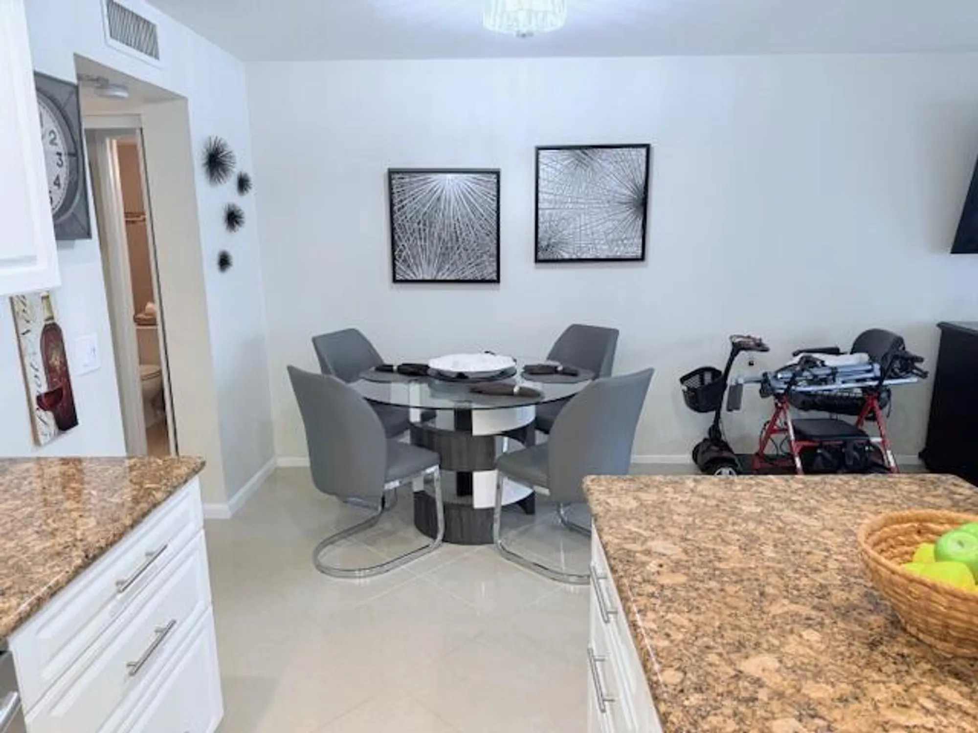 Property Slideshow image 5 of 22 | 1028 cambridge b, Deerfield Beach, FL, 33442