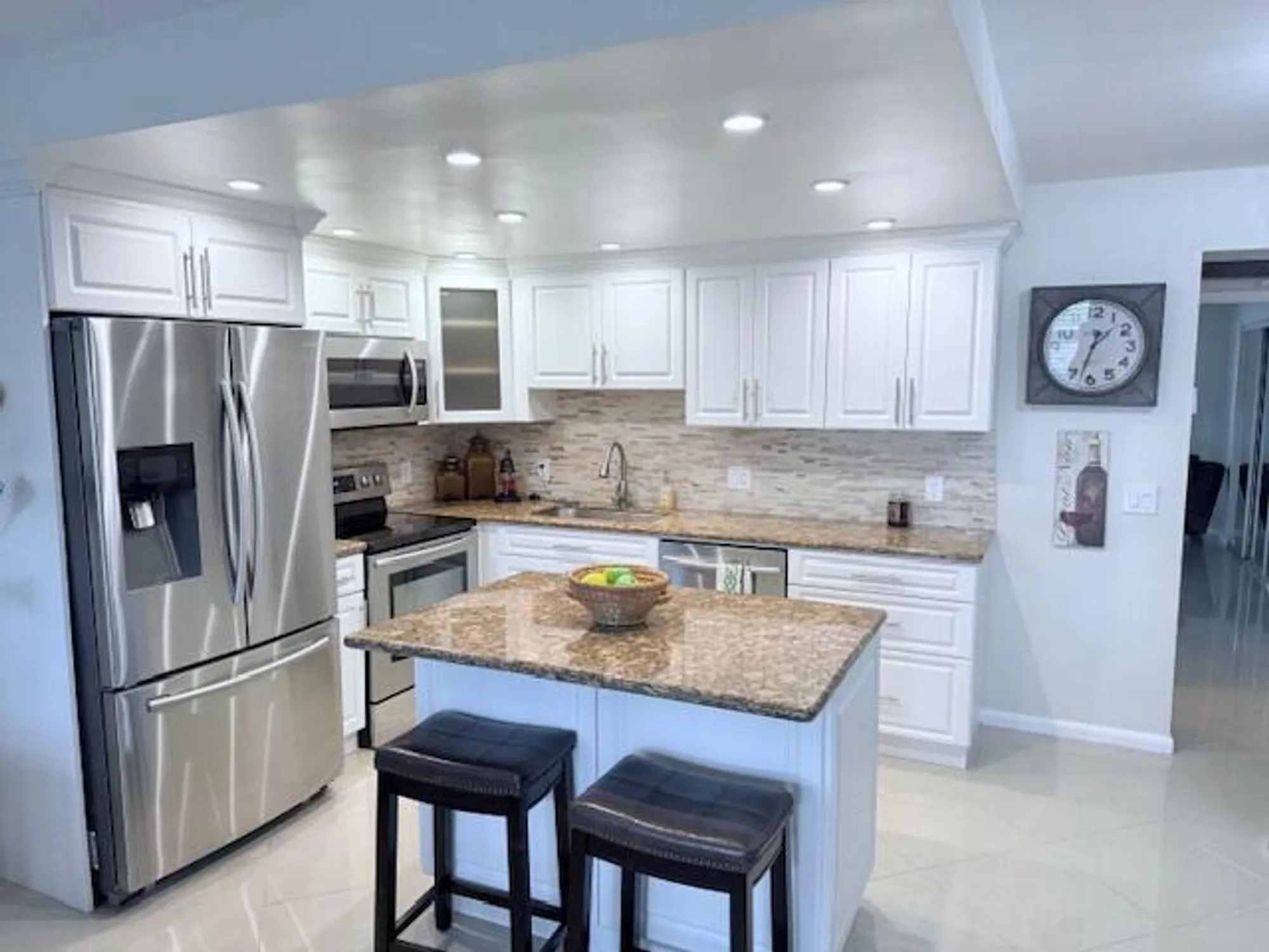 Property Slideshow image 6 of 22 | 1028 cambridge b, Deerfield Beach, FL, 33442