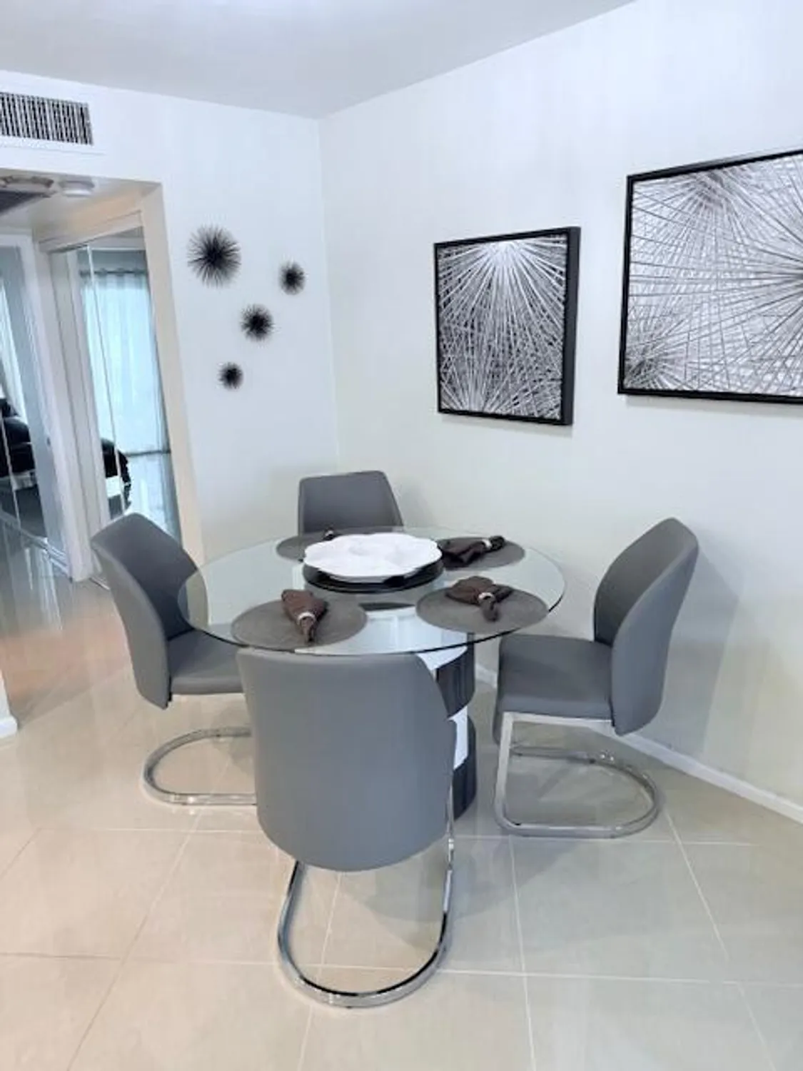 Property Slideshow image 7 of 22 | 1028 cambridge b, Deerfield Beach, FL, 33442