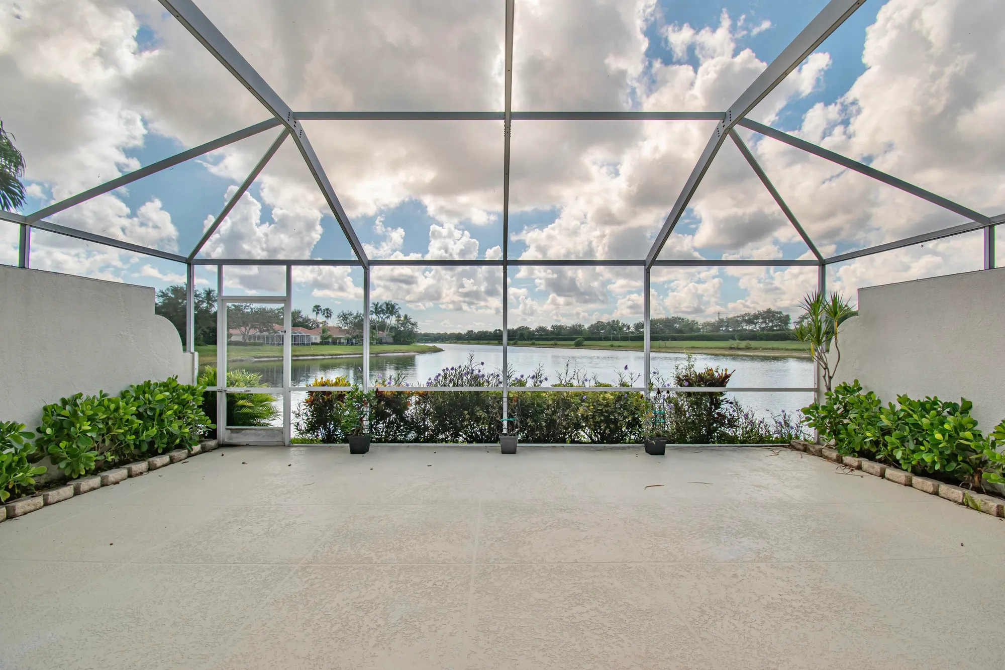 Property Slideshow image 1 of 28 | 2100 tigris dr, West Palm Beach, FL, 33411