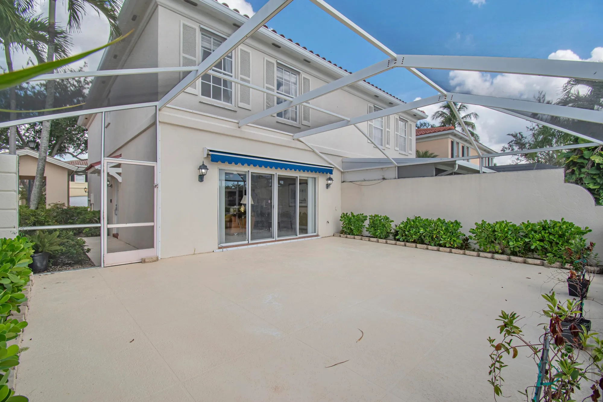 Property Slideshow image 25 of 28 | 2100 tigris dr, West Palm Beach, FL, 33411
