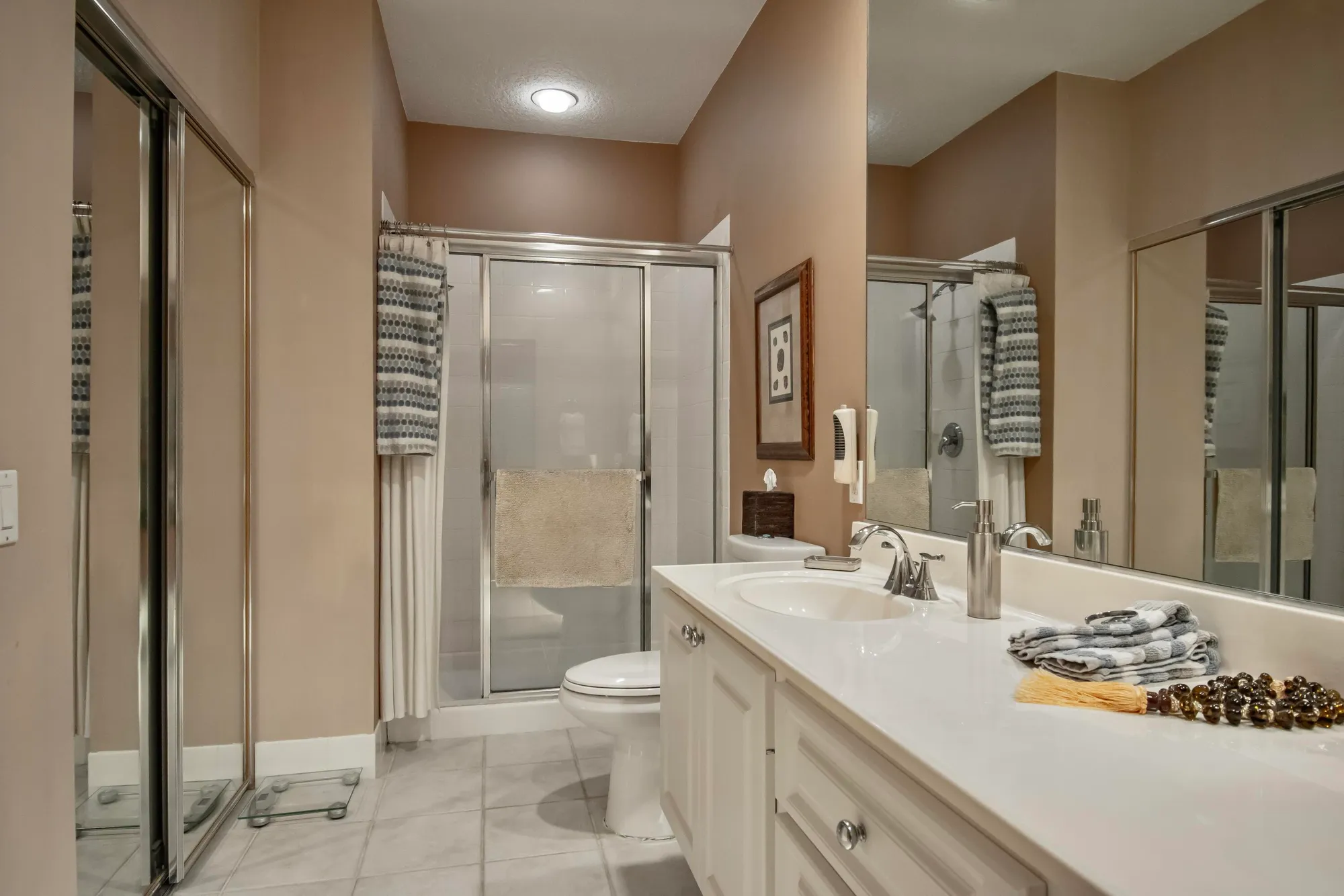 Property Slideshow image 18 of 28 | 2100 tigris dr, West Palm Beach, FL, 33411