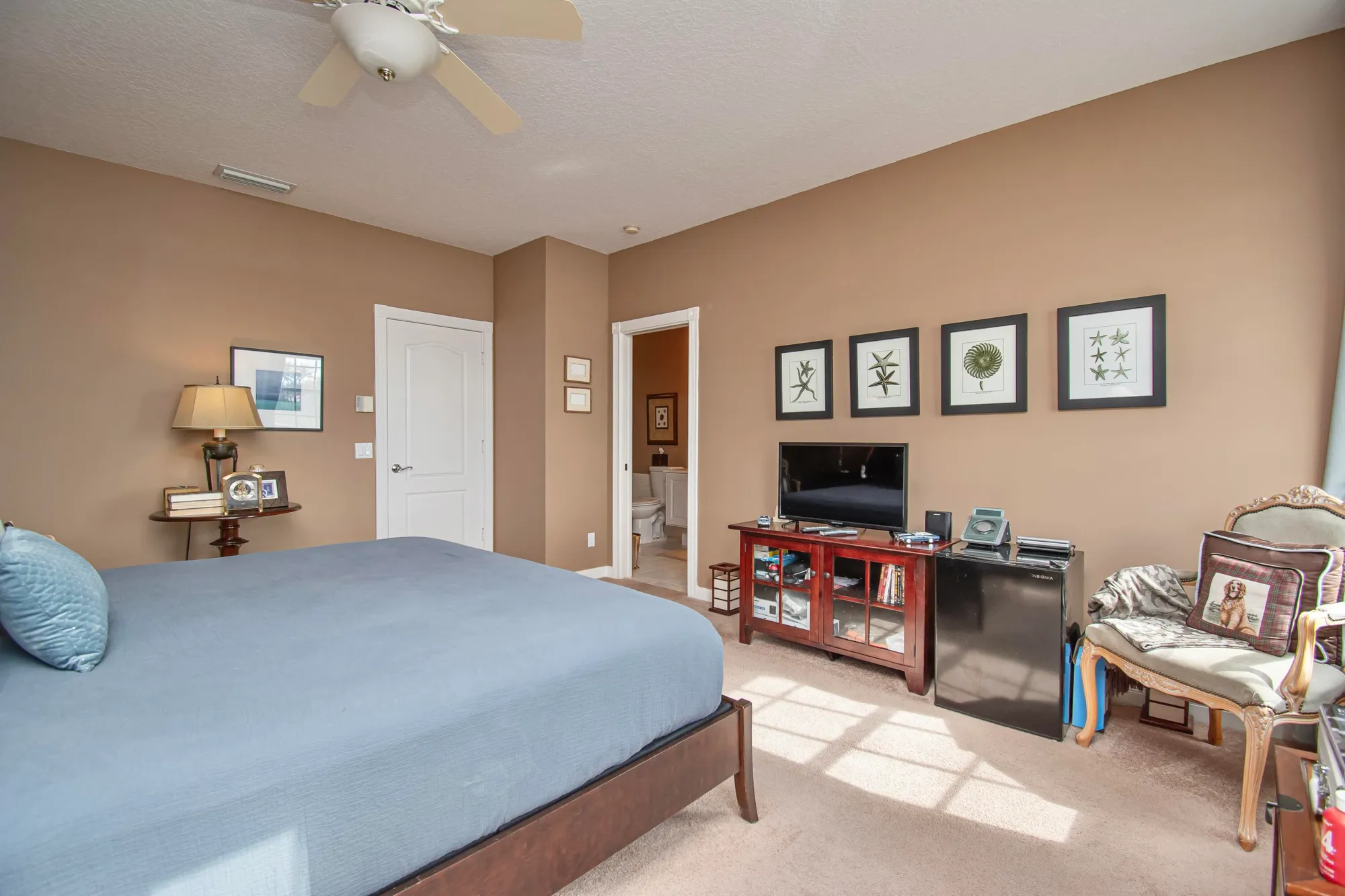 Property Slideshow image 17 of 28 | 2100 tigris dr, West Palm Beach, FL, 33411