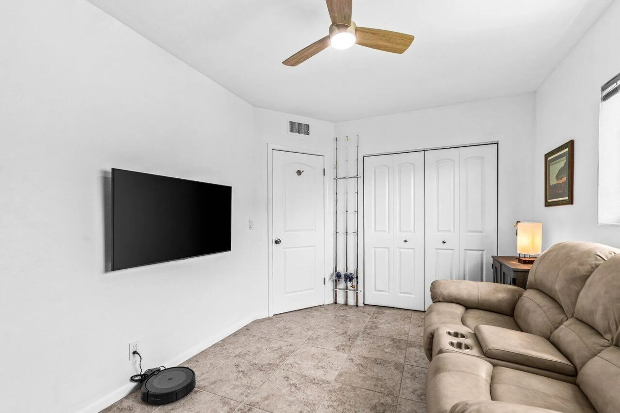 Property Slideshow image 18 of 40 | 3240 lake osborne dr 205, Lake Worth Beach, FL, 33461