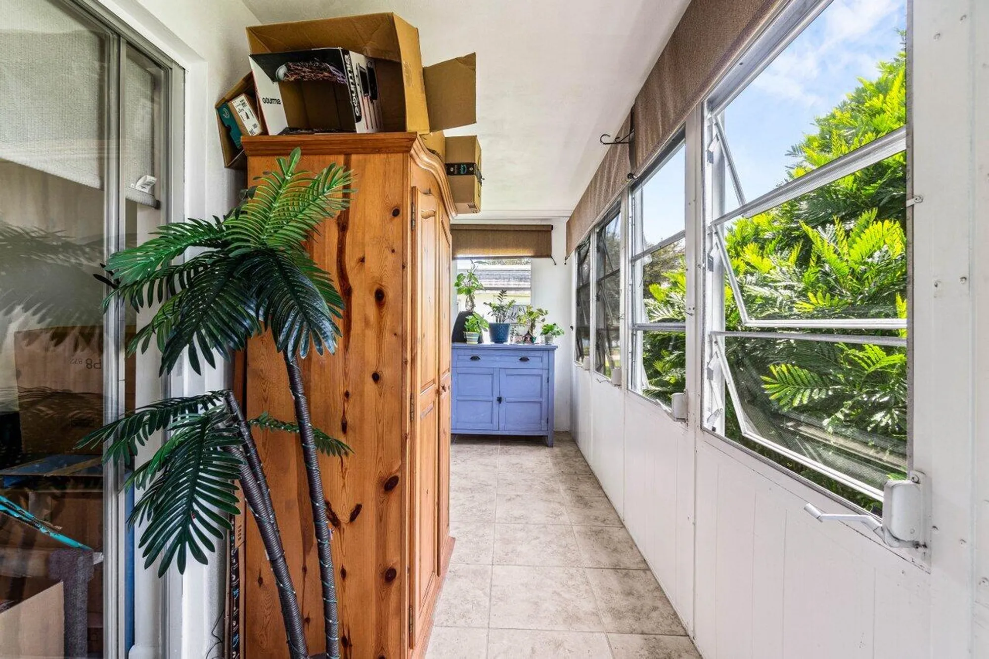 Property Slideshow image 21 of 40 | 3240 lake osborne dr 205, Lake Worth Beach, FL, 33461