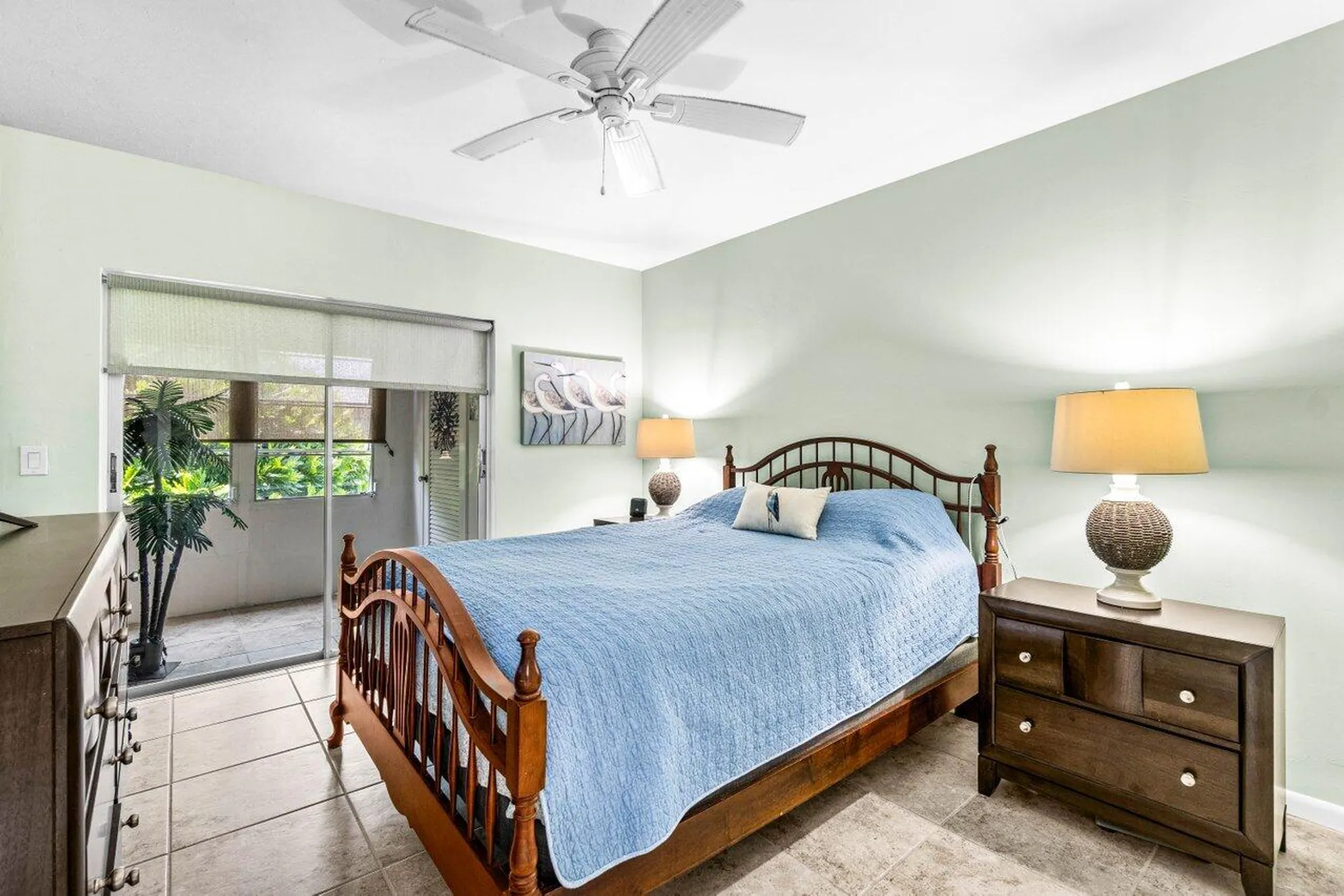 Property Slideshow image 14 of 40 | 3240 lake osborne dr 205, Lake Worth Beach, FL, 33461