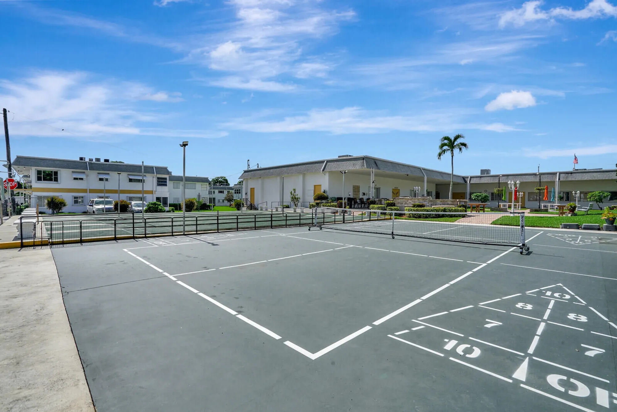 Property Slideshow image 29 of 40 | 3240 lake osborne dr 205, Lake Worth Beach, FL, 33461