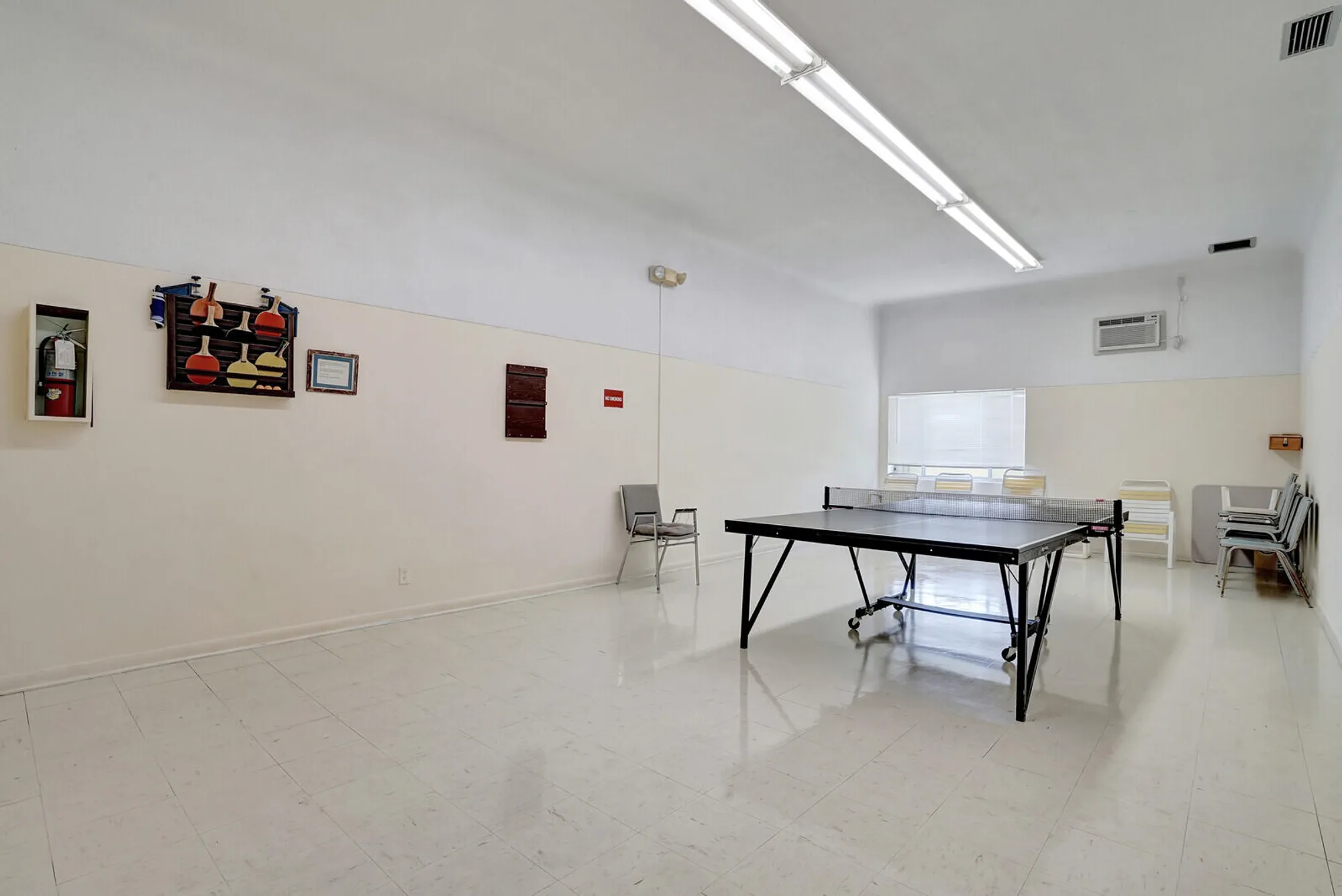 Property Slideshow image 37 of 40 | 3240 lake osborne dr 205, Lake Worth Beach, FL, 33461