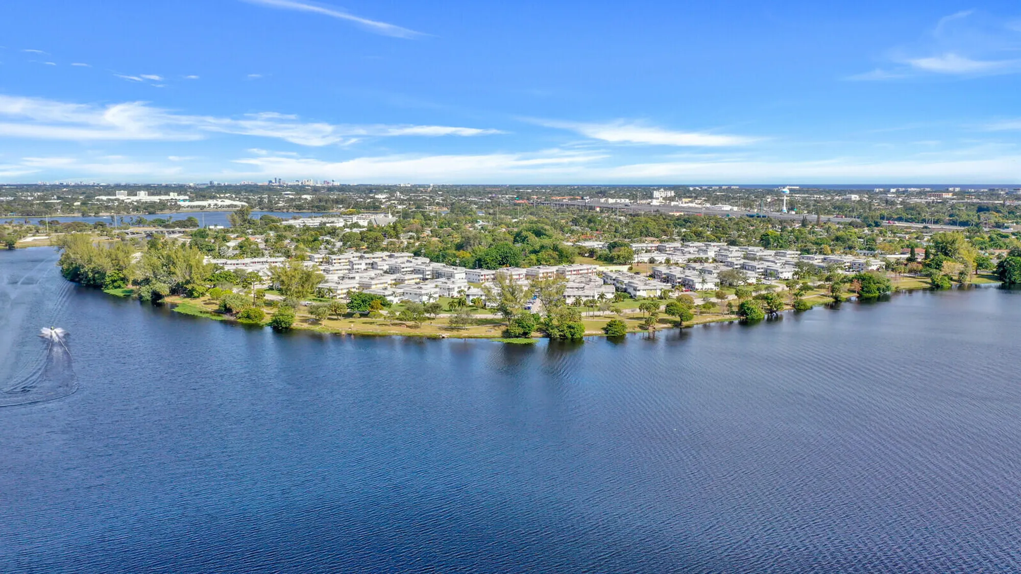 Property Slideshow image 38 of 40 | 3240 lake osborne dr 205, Lake Worth Beach, FL, 33461