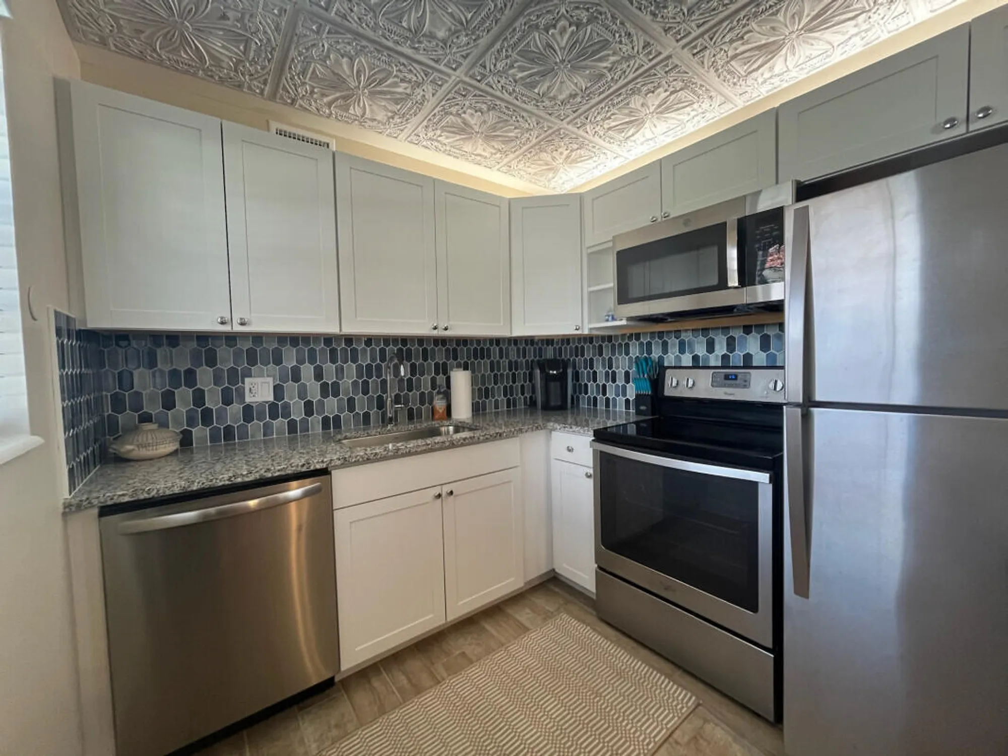 Property Slideshow image 2 of 6 | 2600 se ocean blvd b7, Stuart, FL, 34996