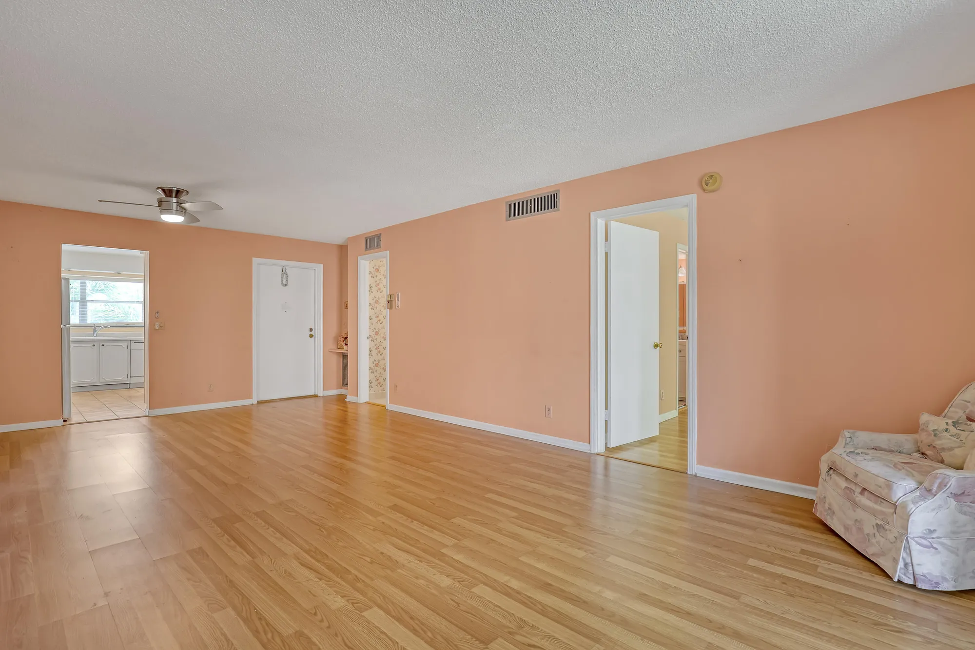 Property Slideshow image 10 of 29 | 2006 s federal hwy 205, Boynton Beach, FL, 33435