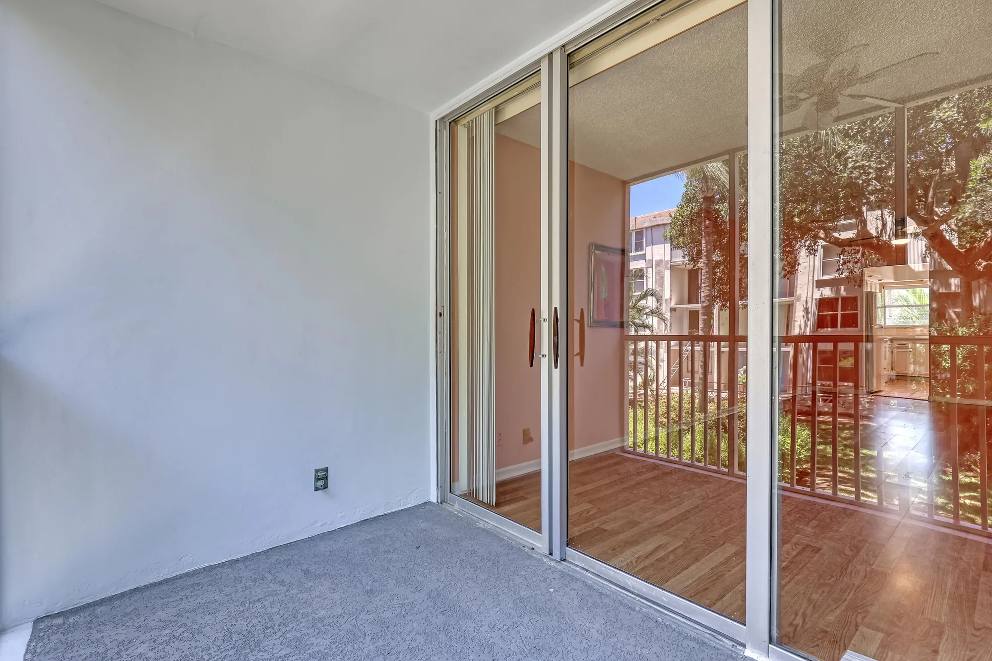 Property Slideshow image 21 of 29 | 2006 s federal hwy 205, Boynton Beach, FL, 33435