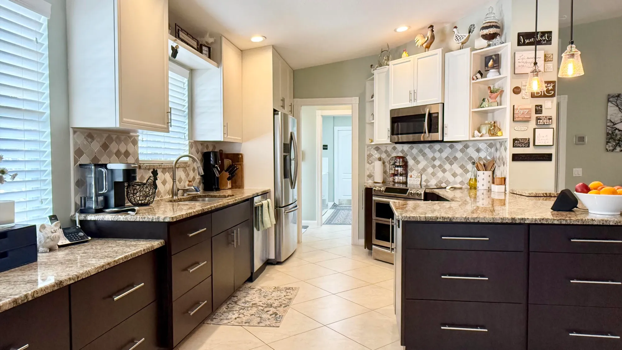 Property Slideshow image 4 of 57 | 7831 olympia dr, West Palm Beach, FL, 33411