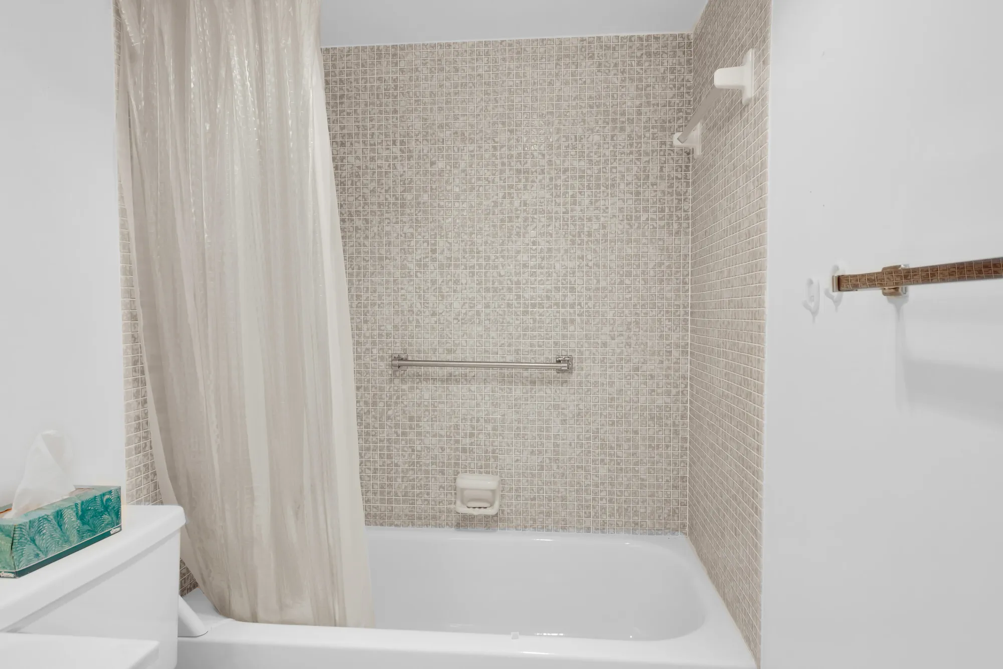 Property Slideshow image 16 of 24 | 250 richmond f # 250, Deerfield Beach, FL, 33442