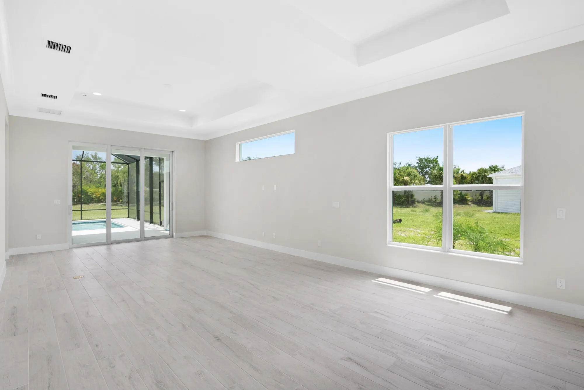 Property Slideshow image 14 of 27 | 2148 falls cir, Vero Beach, FL, 32967