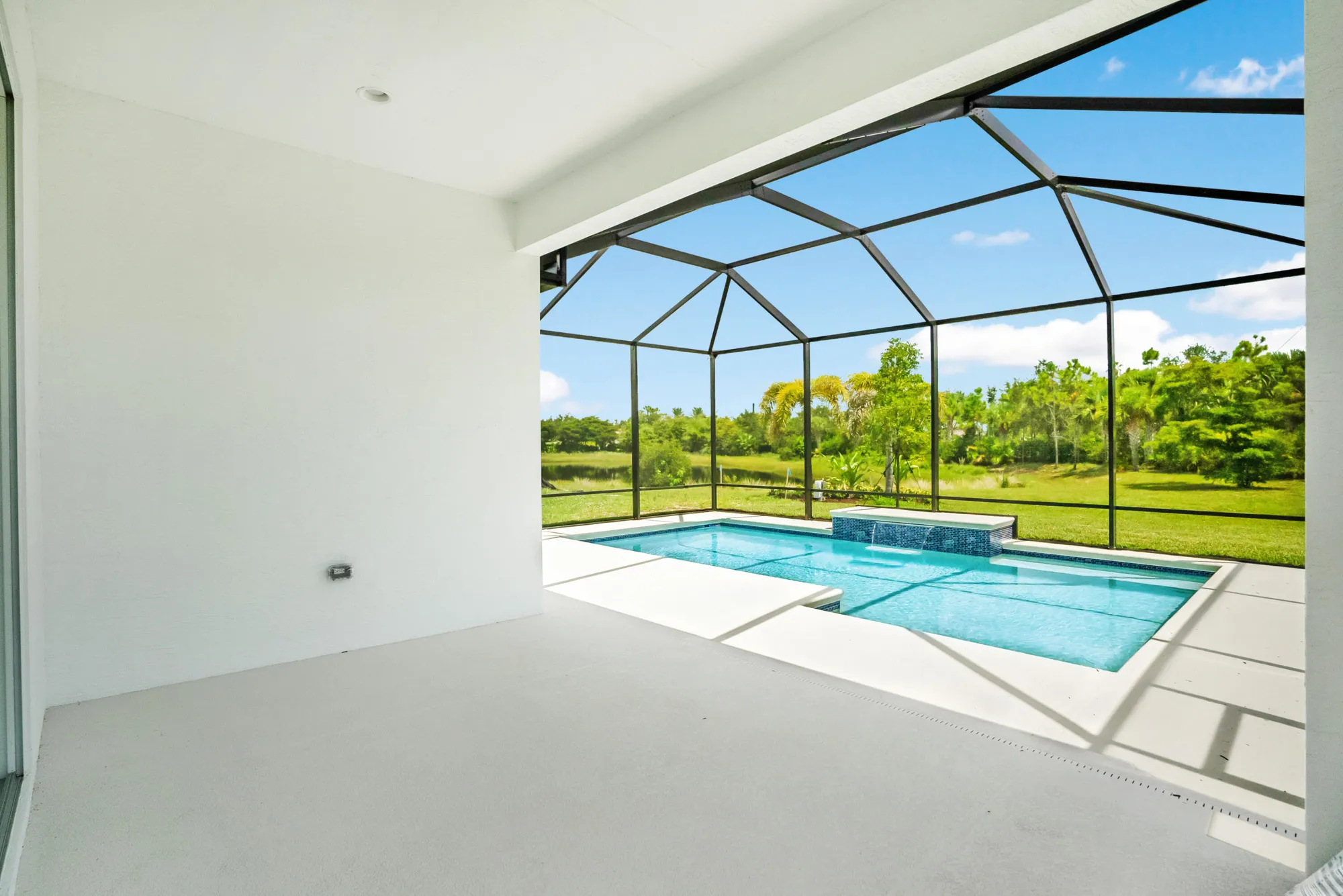 Property Slideshow image 5 of 27 | 2148 falls cir, Vero Beach, FL, 32967