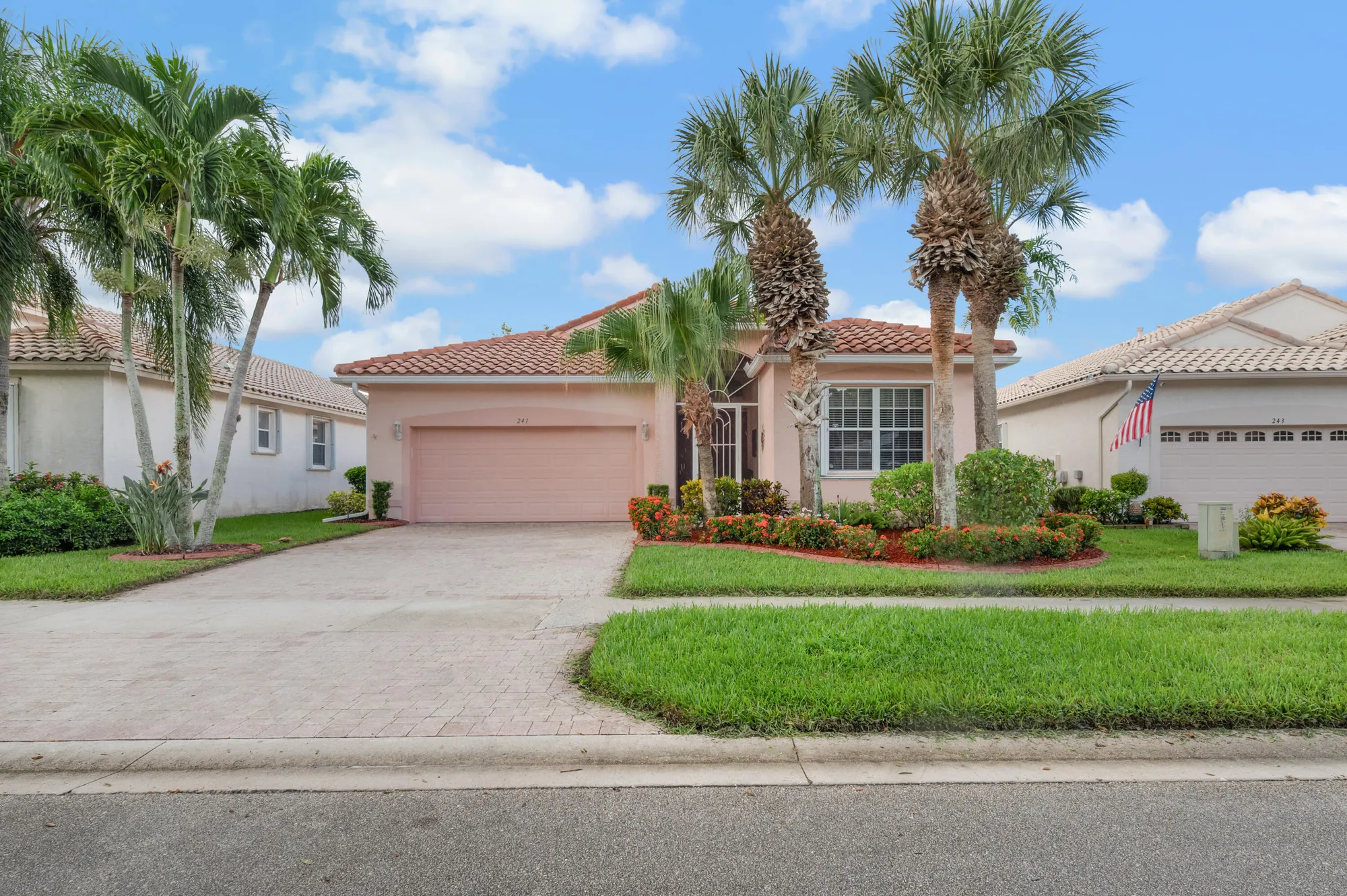 Property Slideshow image 1 of 69 | 241 nw toscane trl, Port Saint Lucie, FL, 34986