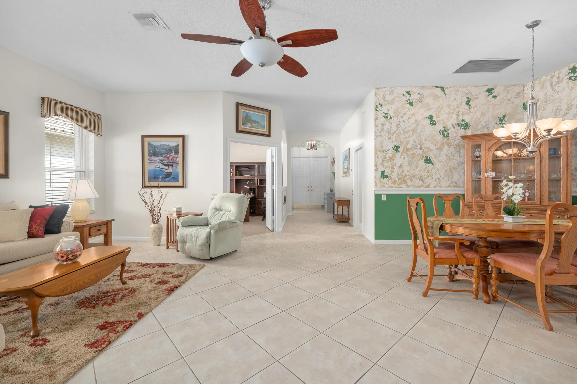 Property Slideshow image 9 of 69 | 241 nw toscane trl, Port Saint Lucie, FL, 34986