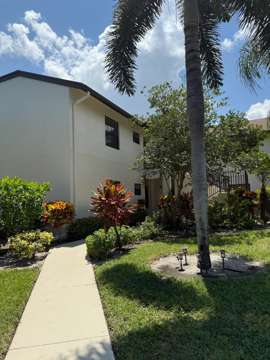 Property Slideshow image 4 of 20 | 3236 jog park dr, Greenacres, FL, 33467