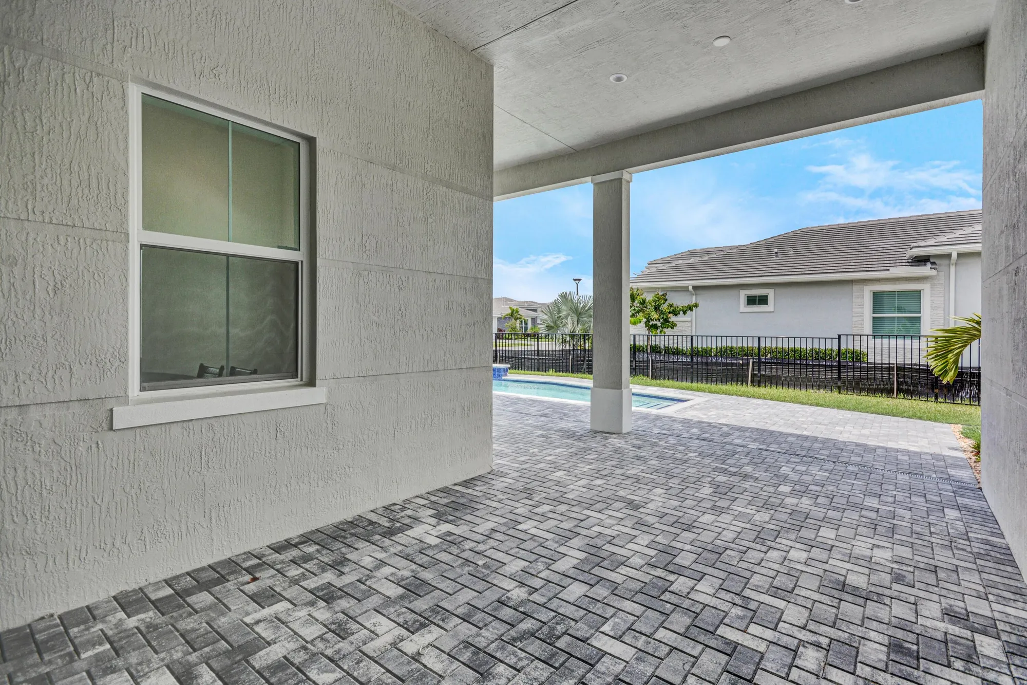 Property Slideshow image 26 of 47 | 10005 driftwood way, Palm Beach Gardens, FL, 33412