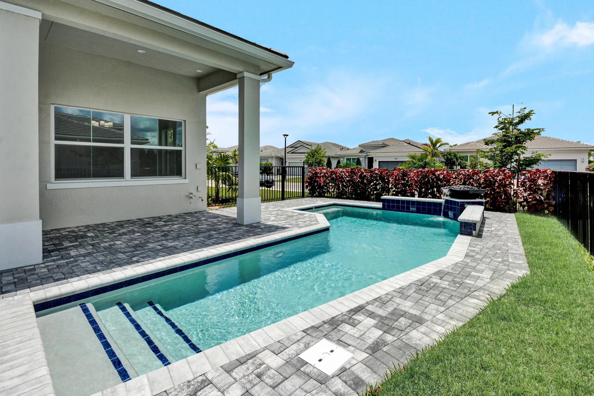 Property Slideshow image 27 of 47 | 10005 driftwood way, Palm Beach Gardens, FL, 33412