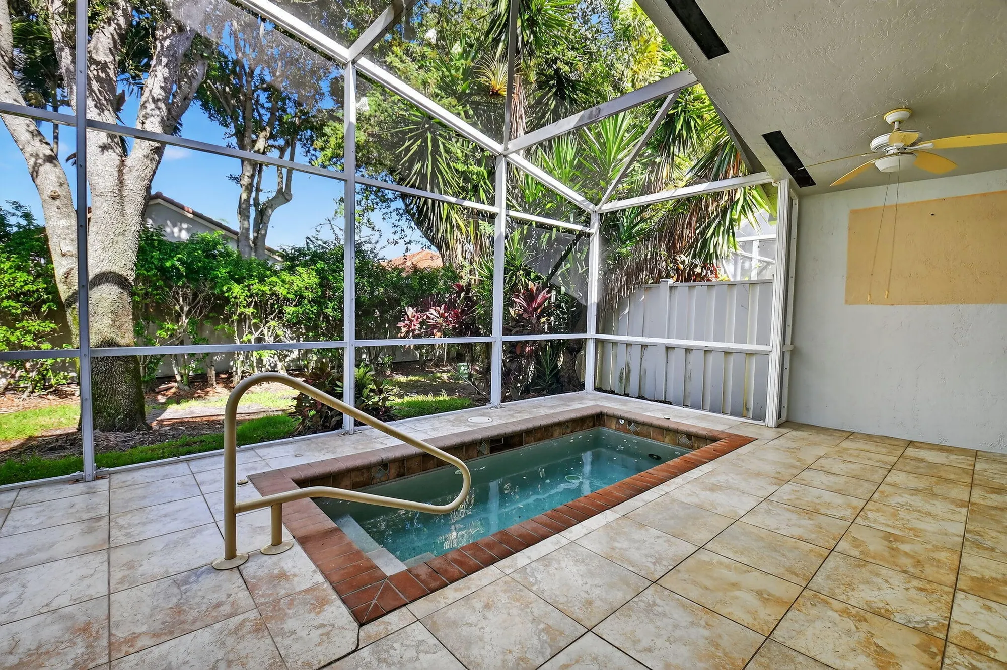 Property Slideshow image 26 of 82 | 9914 harbour lake cir, Boynton Beach, FL, 33437