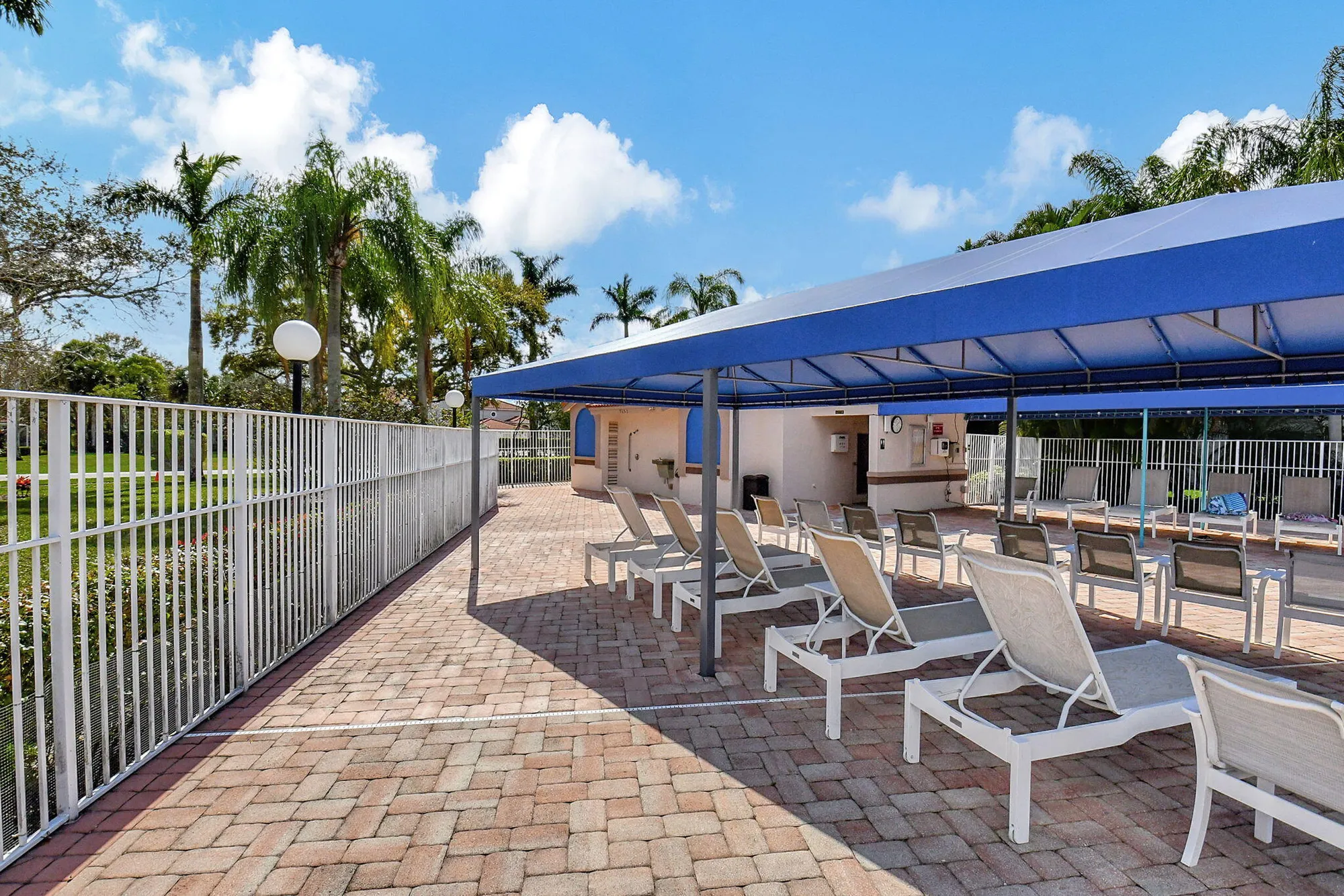 Property Slideshow image 72 of 82 | 9914 harbour lake cir, Boynton Beach, FL, 33437