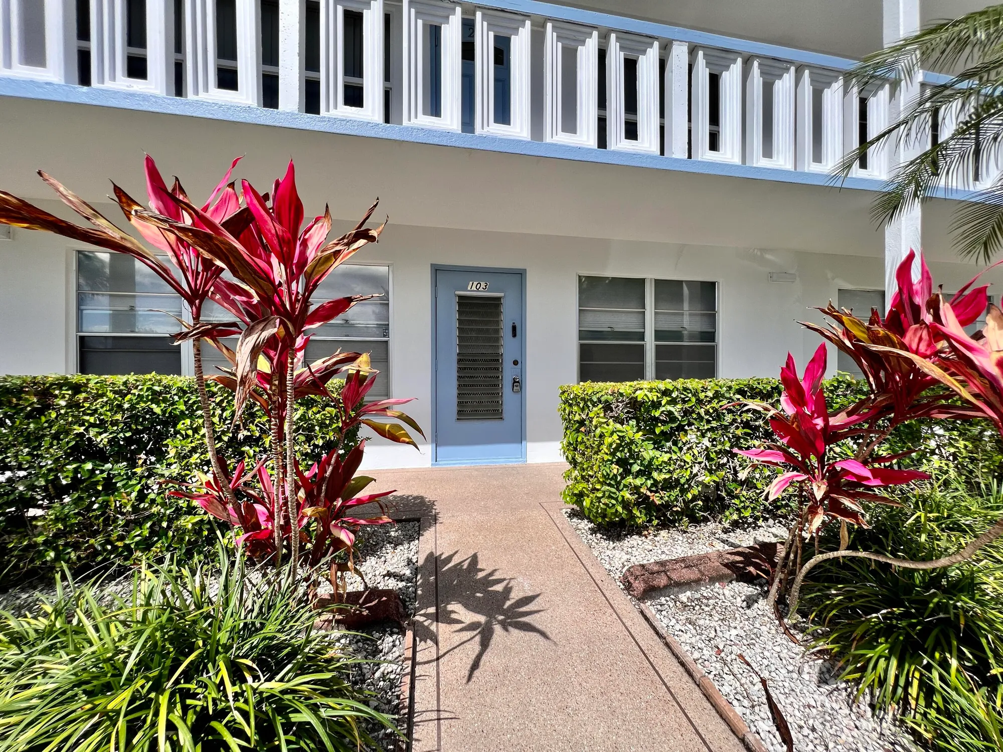 Property Slideshow image 1 of 17 | 103 wellington m, West Palm Beach, FL, 33417