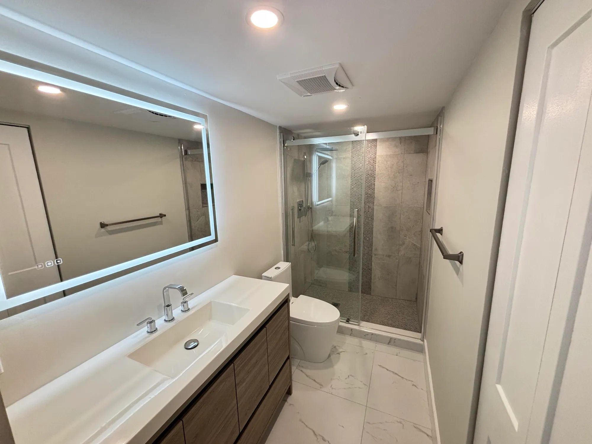 Property Slideshow image 4 of 15 | 3005 portofino isle f3, Coconut Creek, FL, 33066