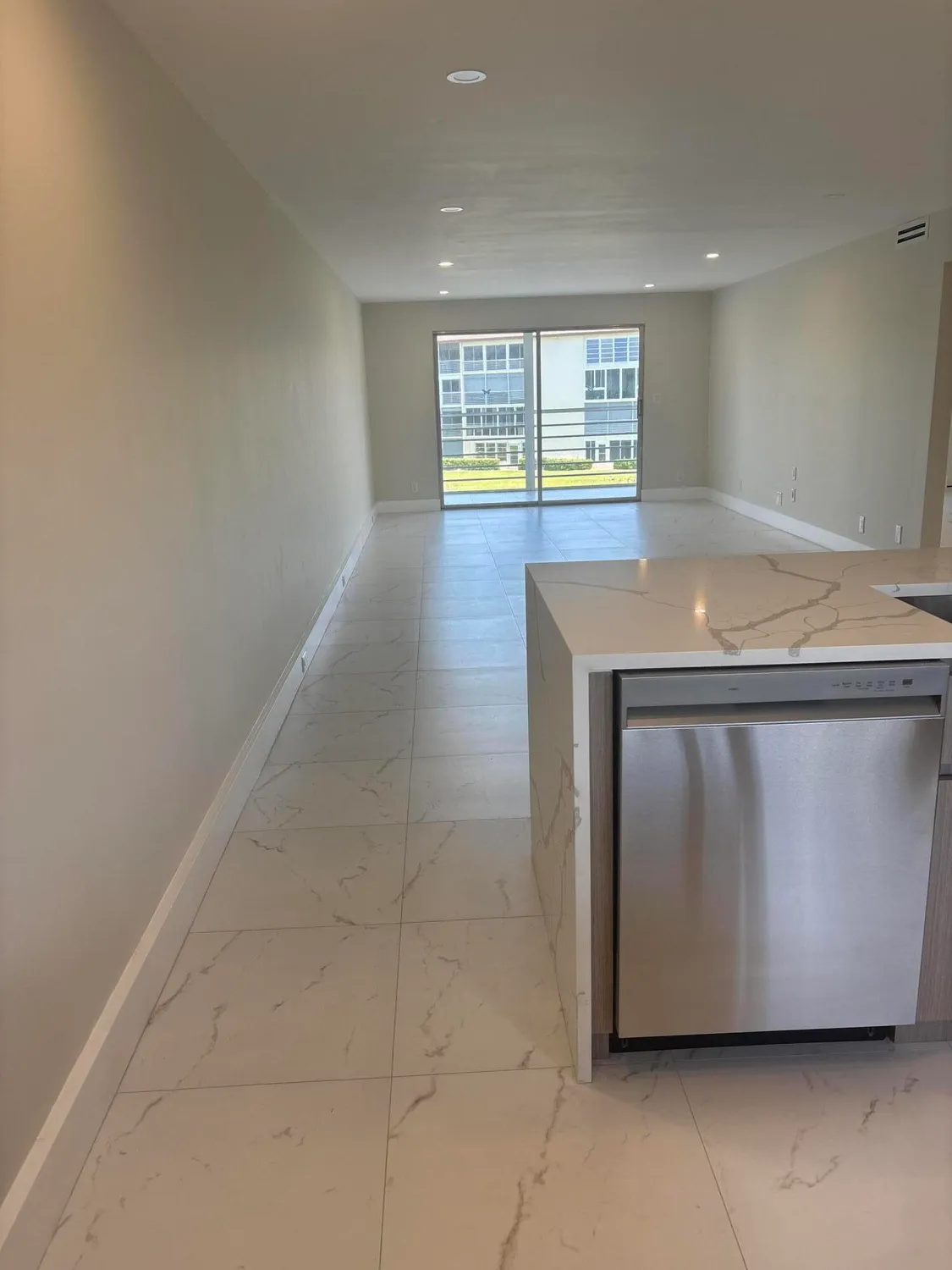 Property Slideshow image 6 of 15 | 3005 portofino isle f3, Coconut Creek, FL, 33066