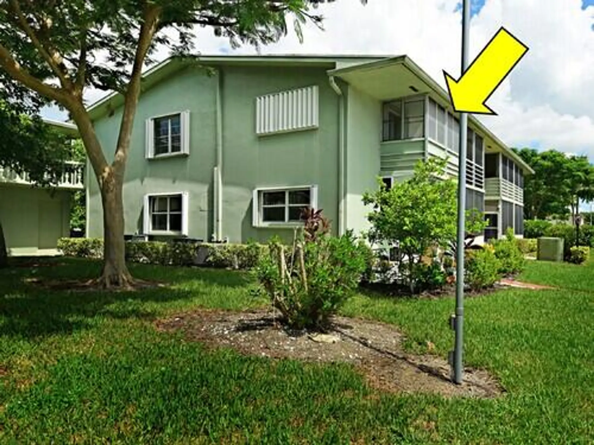 Property Slideshow image 1 of 17 | 65 easthampton c, West Palm Beach, FL, 33417