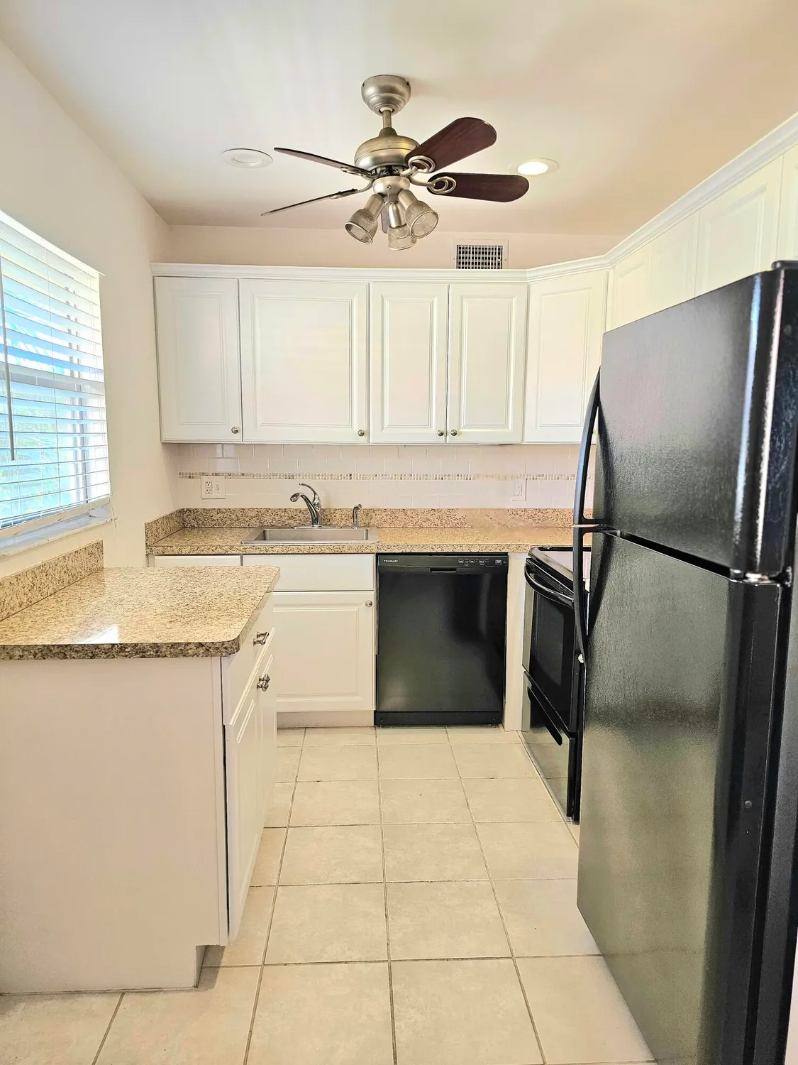 Property Slideshow image 2 of 25 | 653 saxony, Delray Beach, FL, 33446