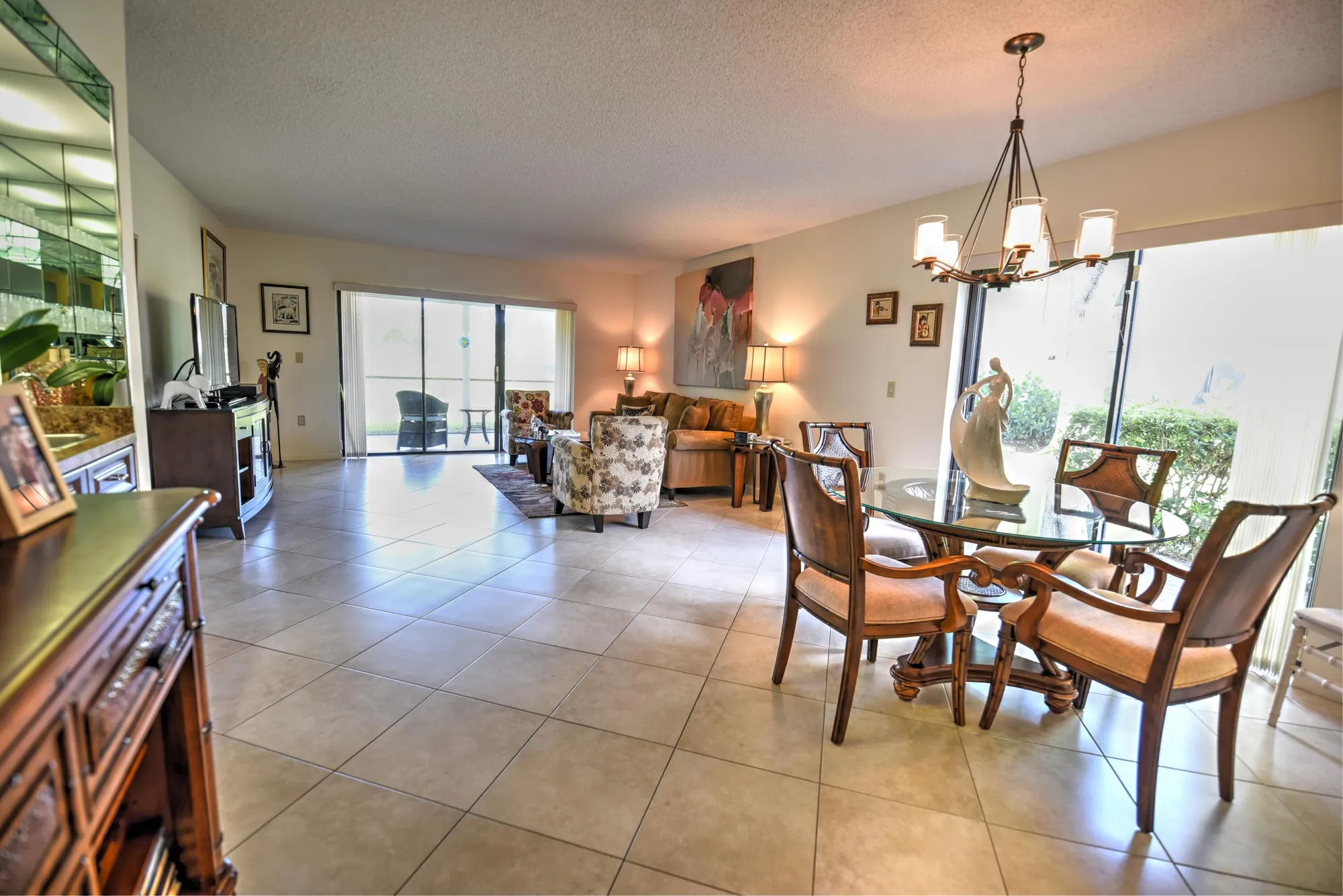 Property Slideshow image 10 of 25 | 28 stratford ln c, Boynton Beach, FL, 33436