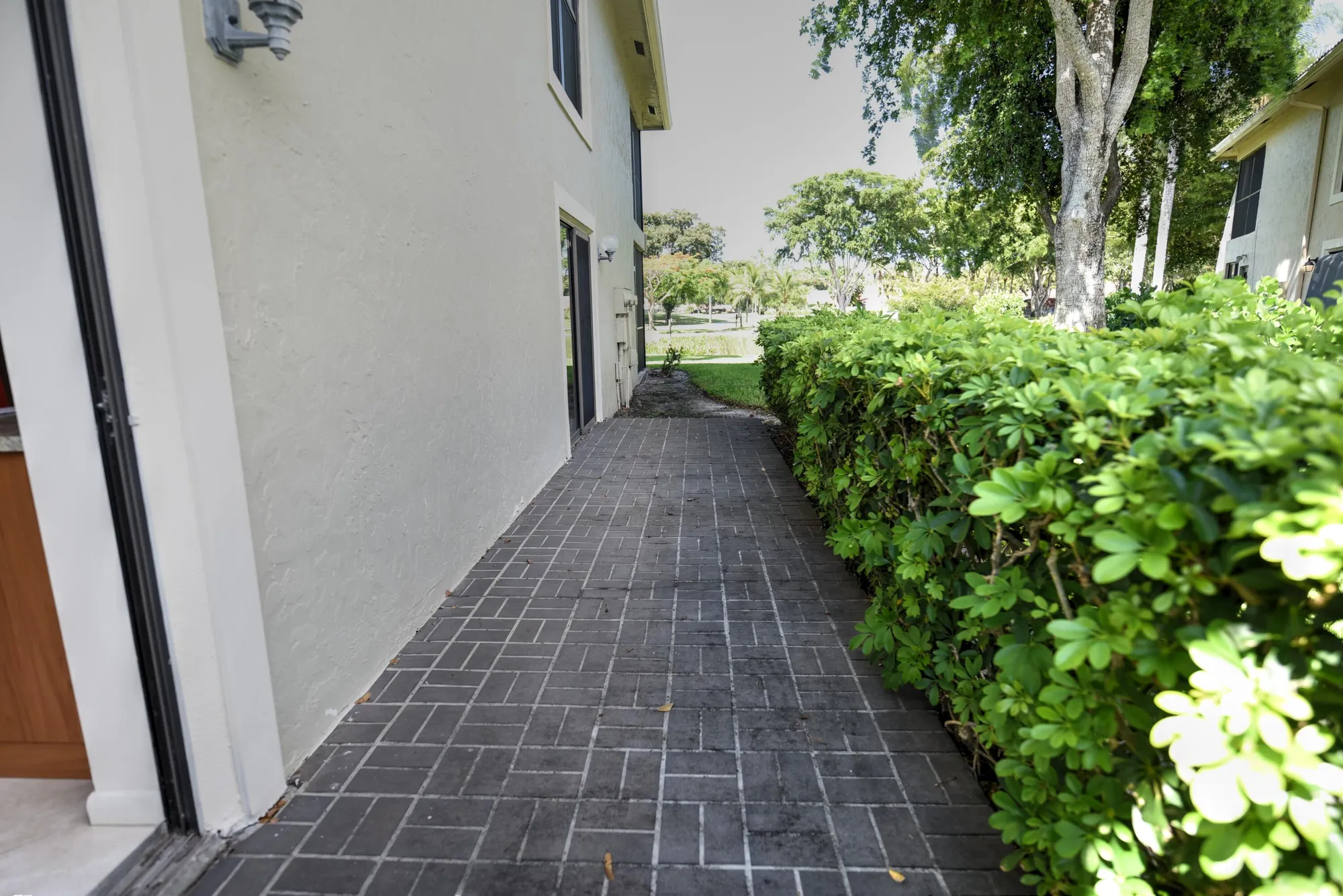 Property Slideshow image 22 of 25 | 28 stratford ln c, Boynton Beach, FL, 33436