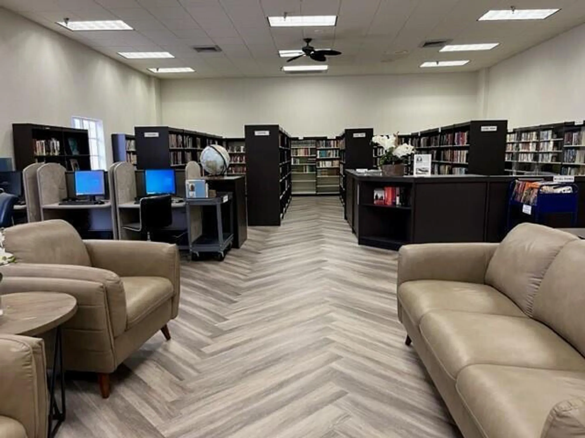 Property Slideshow image 16 of 25 | 653 saxony, Delray Beach, FL, 33446