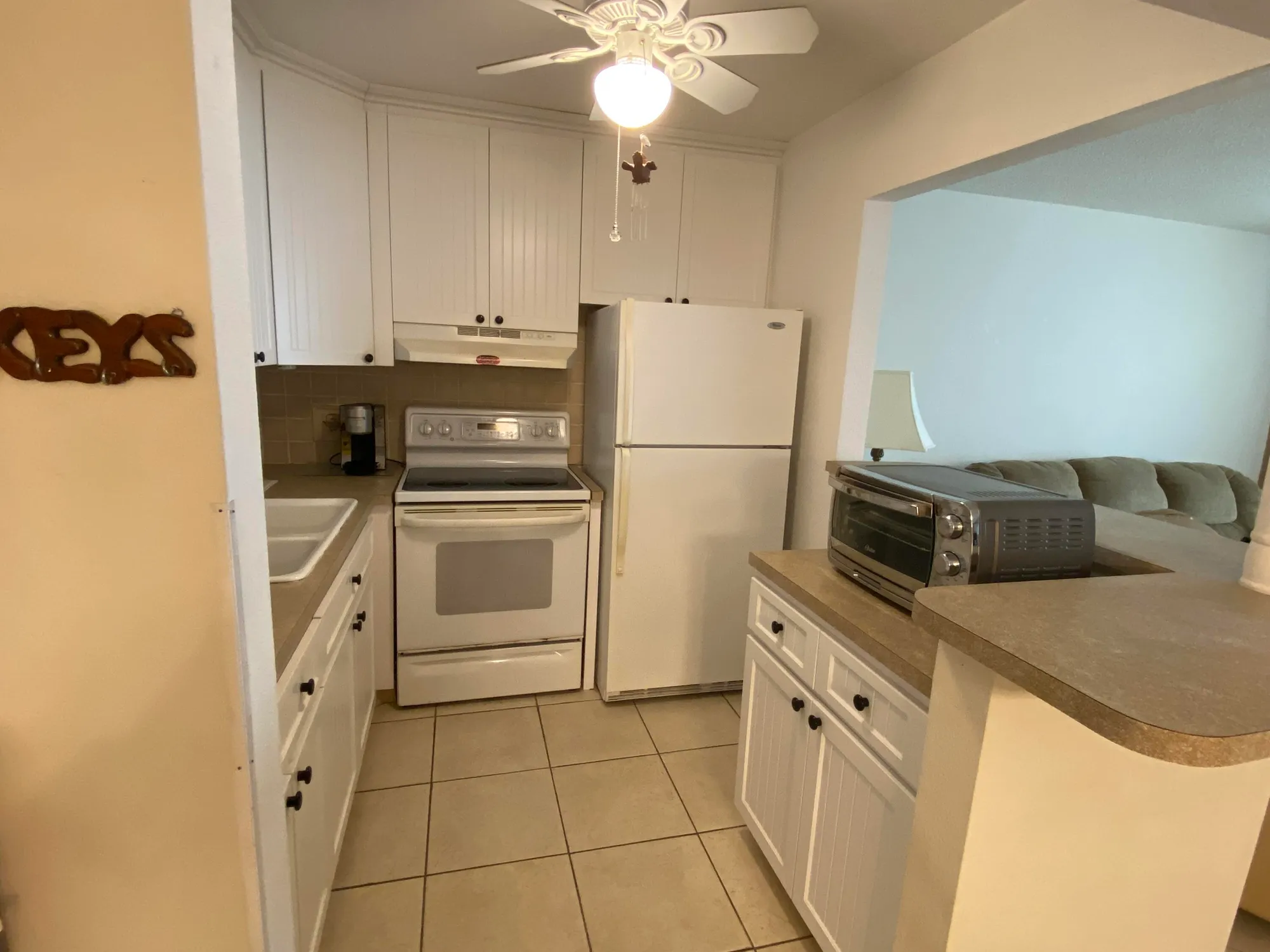 Property Slideshow image 11 of 23 | 480 horizons 102, Boynton Beach, FL, 33435