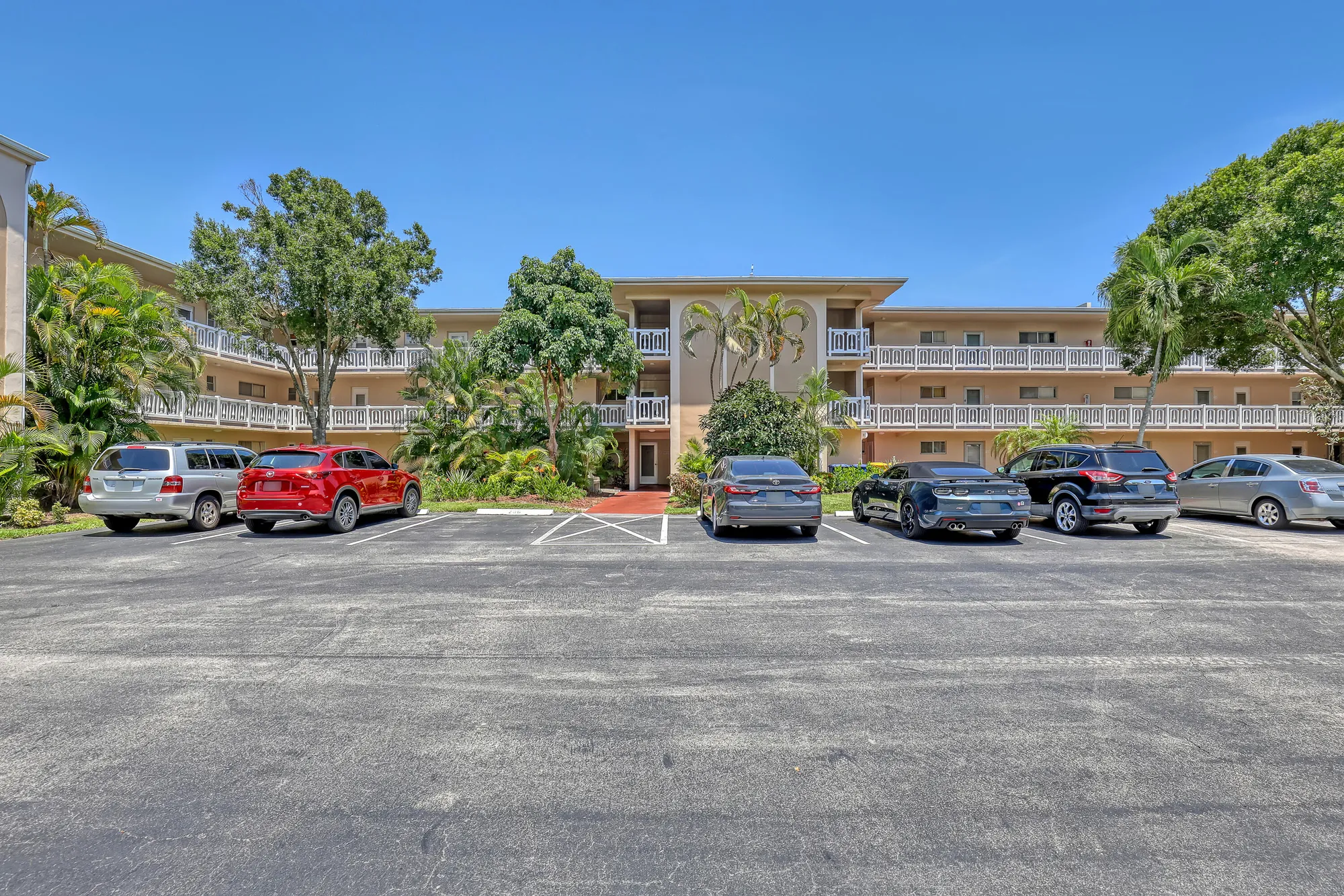 Property Slideshow image 1 of 35 | 2687 garden dr 205, Lake Worth, FL, 33461