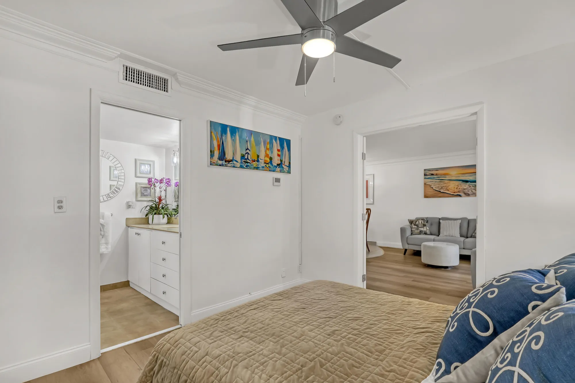 Property Slideshow image 10 of 35 | 2687 garden dr 205, Lake Worth, FL, 33461