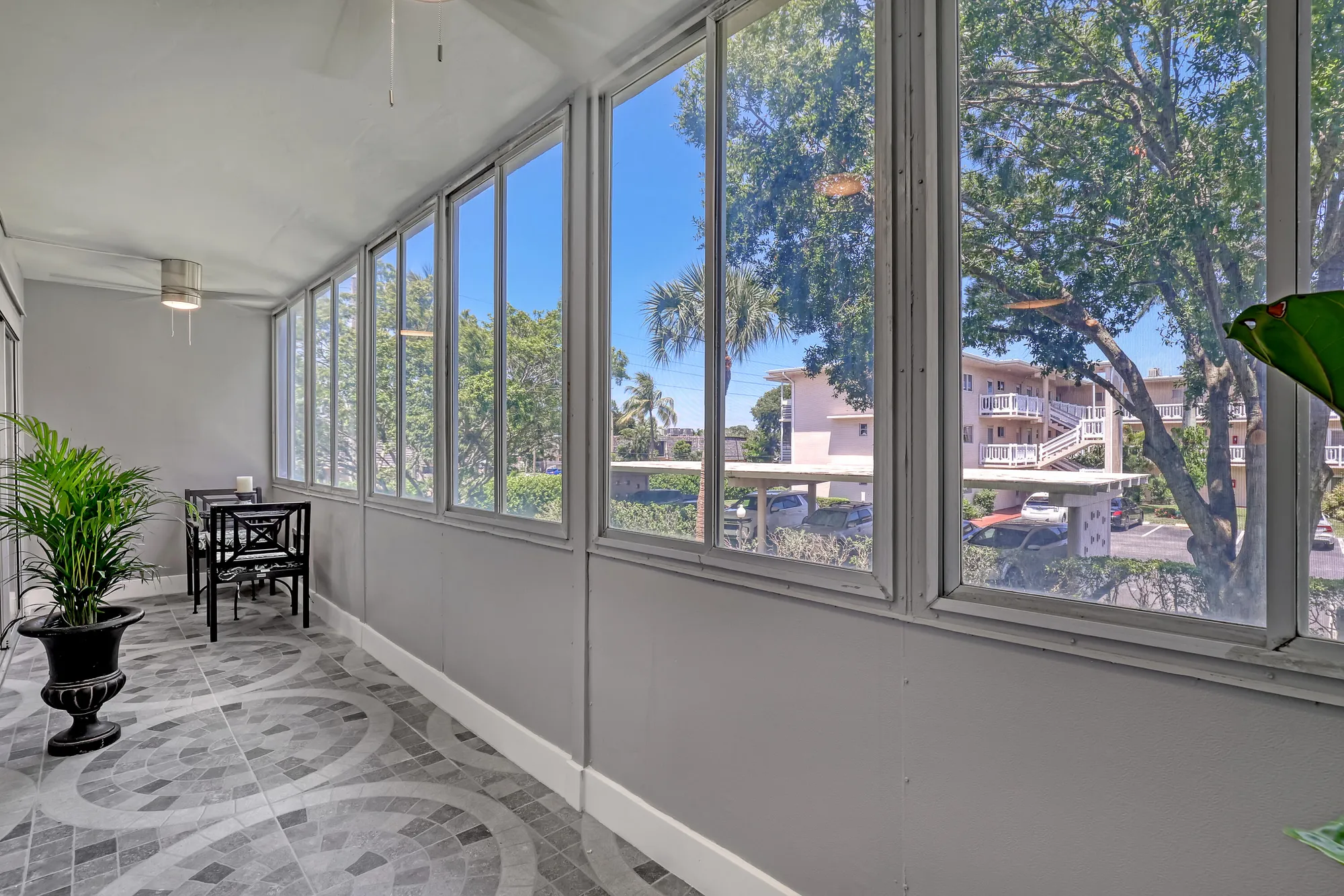 Property Slideshow image 16 of 35 | 2687 garden dr 205, Lake Worth, FL, 33461