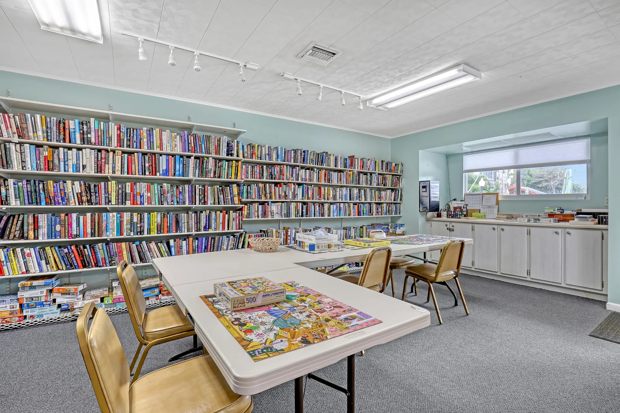 Property Slideshow image 25 of 35 | 2687 garden dr 205, Lake Worth, FL, 33461