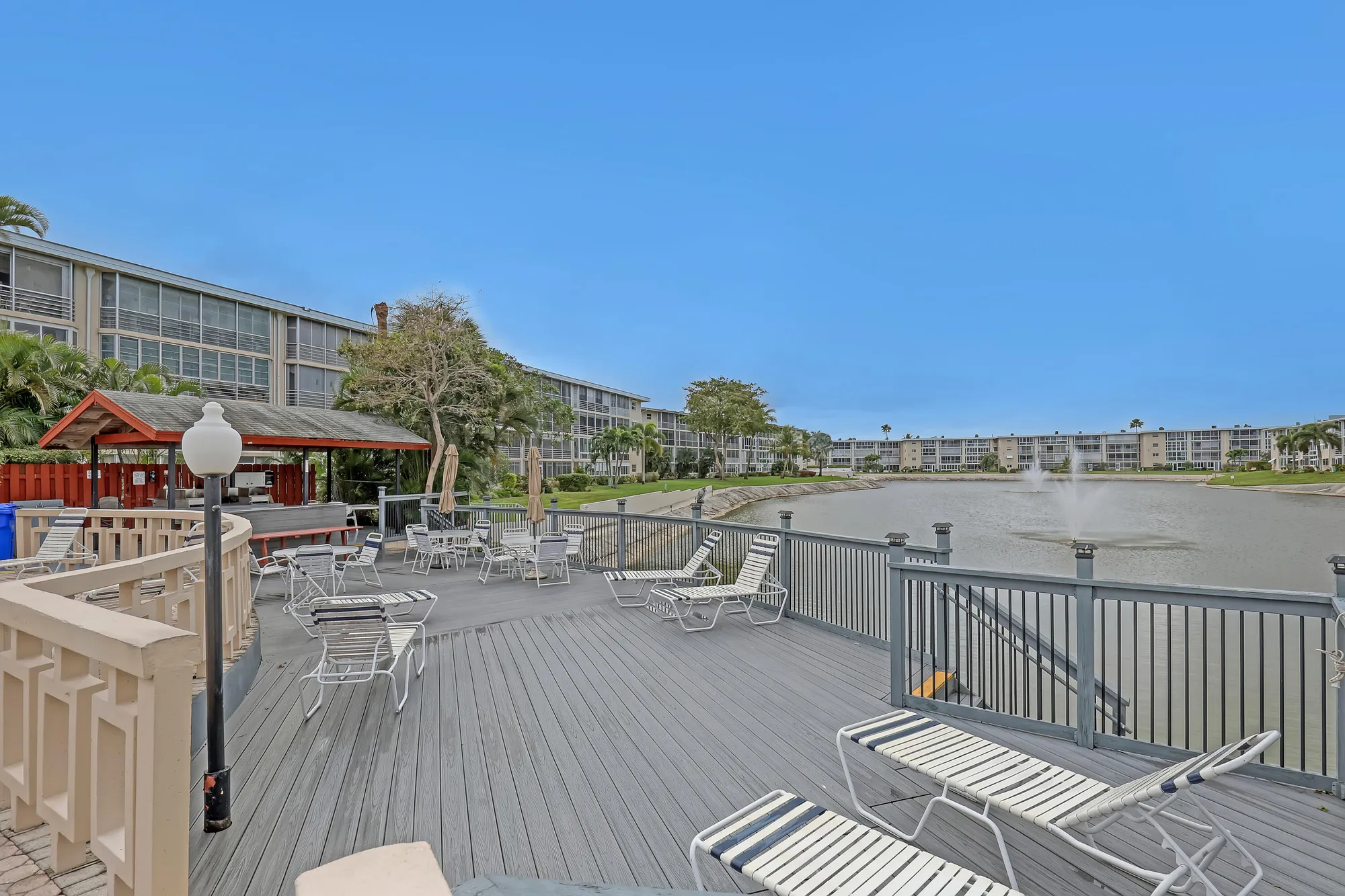 Property Slideshow image 32 of 35 | 2687 garden dr 205, Lake Worth, FL, 33461