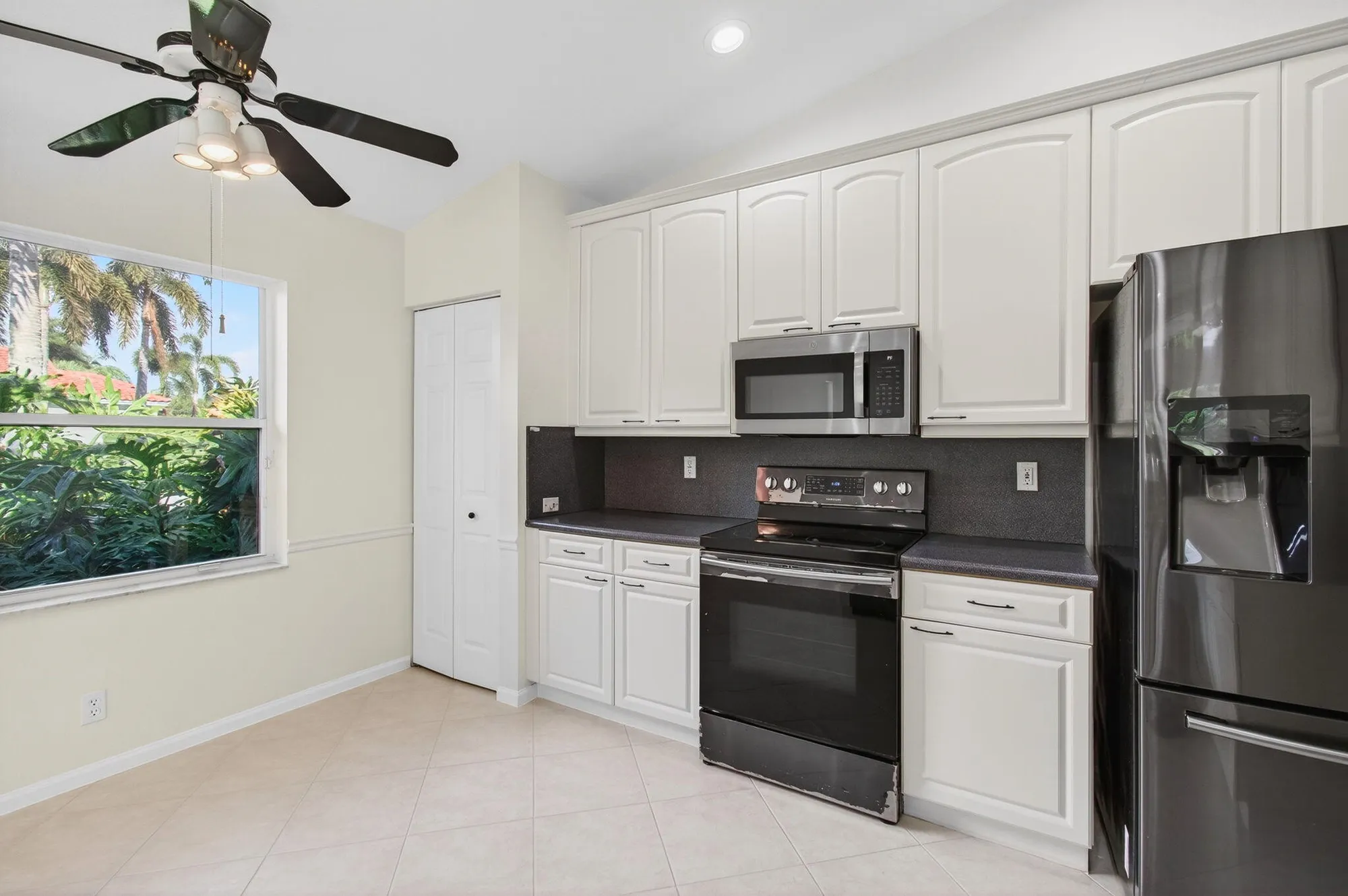 Property Slideshow image 40 of 93 | 7413 haviland cir, Boynton Beach, FL, 33437