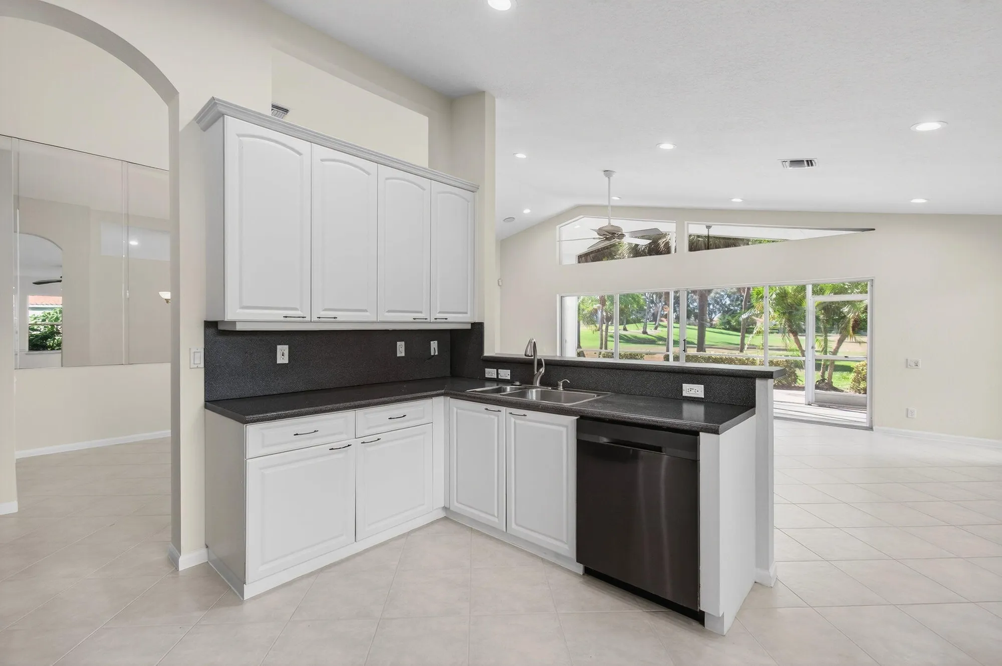 Property Slideshow image 42 of 93 | 7413 haviland cir, Boynton Beach, FL, 33437