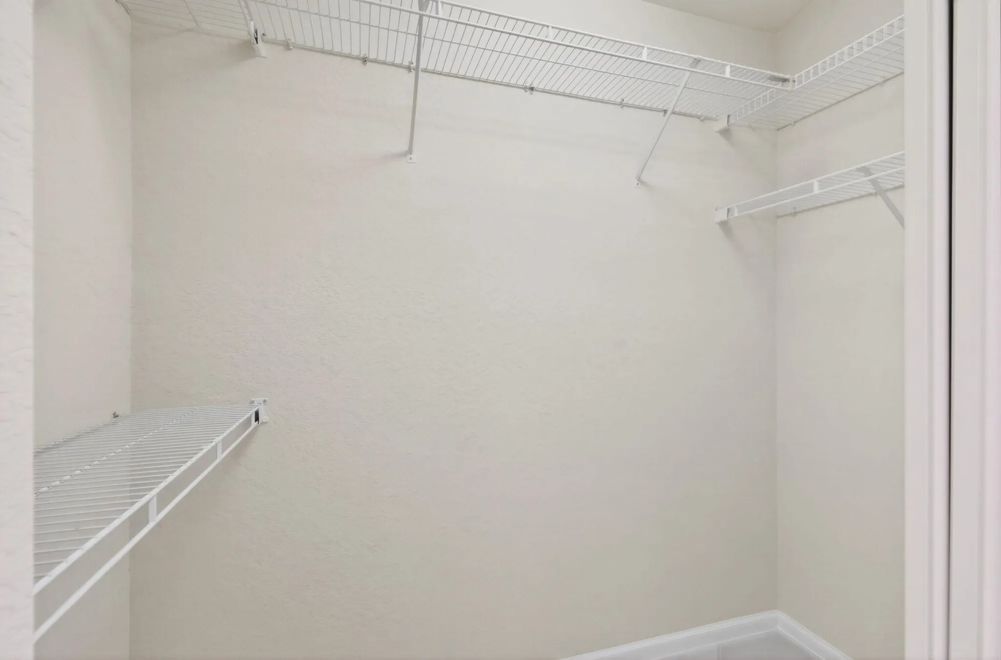 Property Slideshow image 48 of 93 | 7413 haviland cir, Boynton Beach, FL, 33437